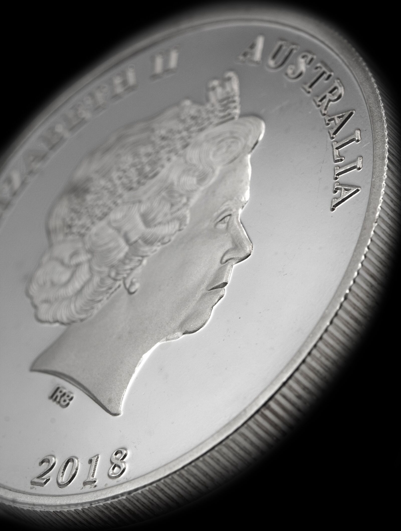Canon EOS 4000D (EOS Rebel T100 / EOS 3000D) sample photo. Dollar, coin, queen photography