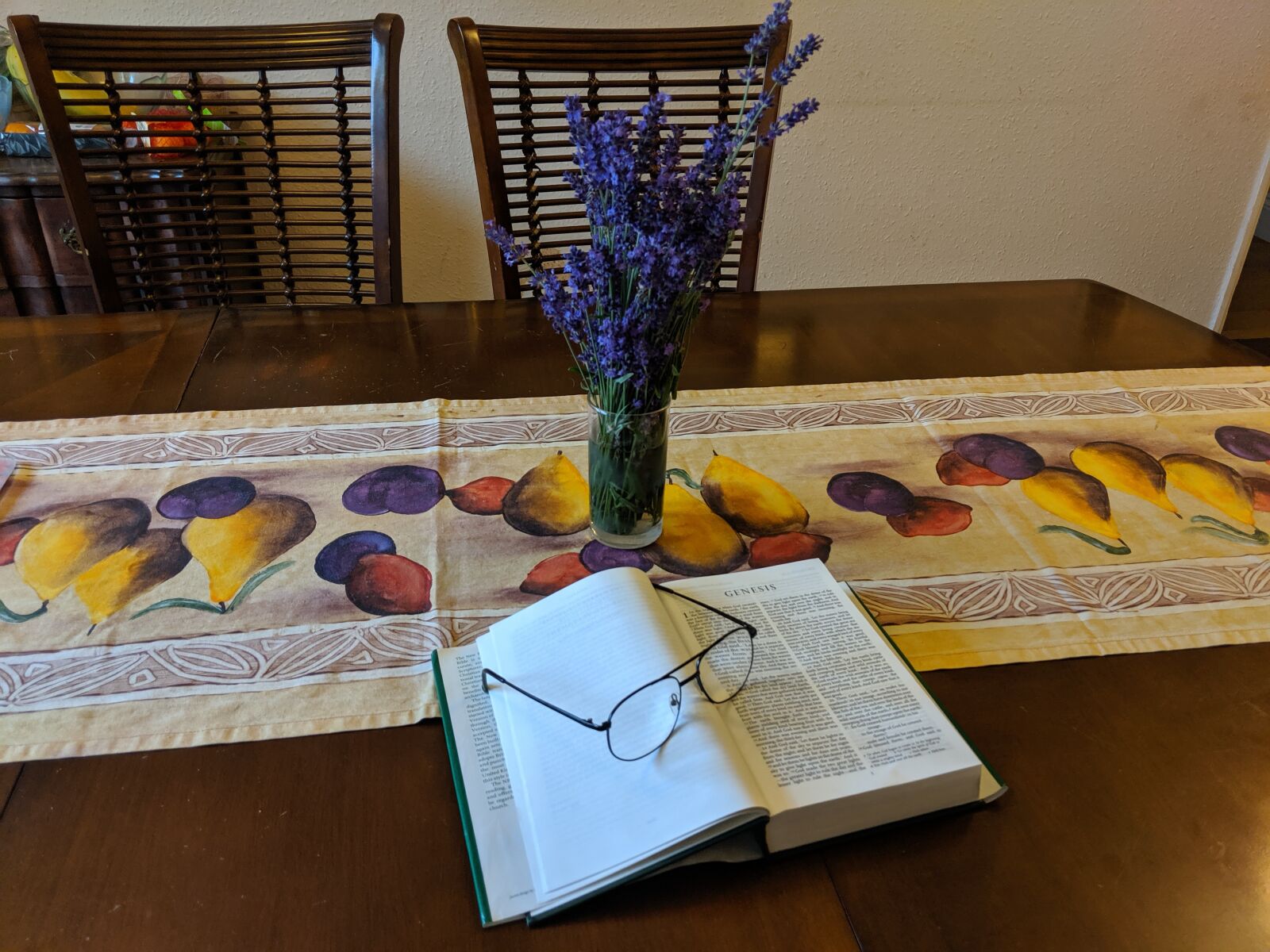 Google Pixel 2 XL sample photo. Bible, still life, book photography