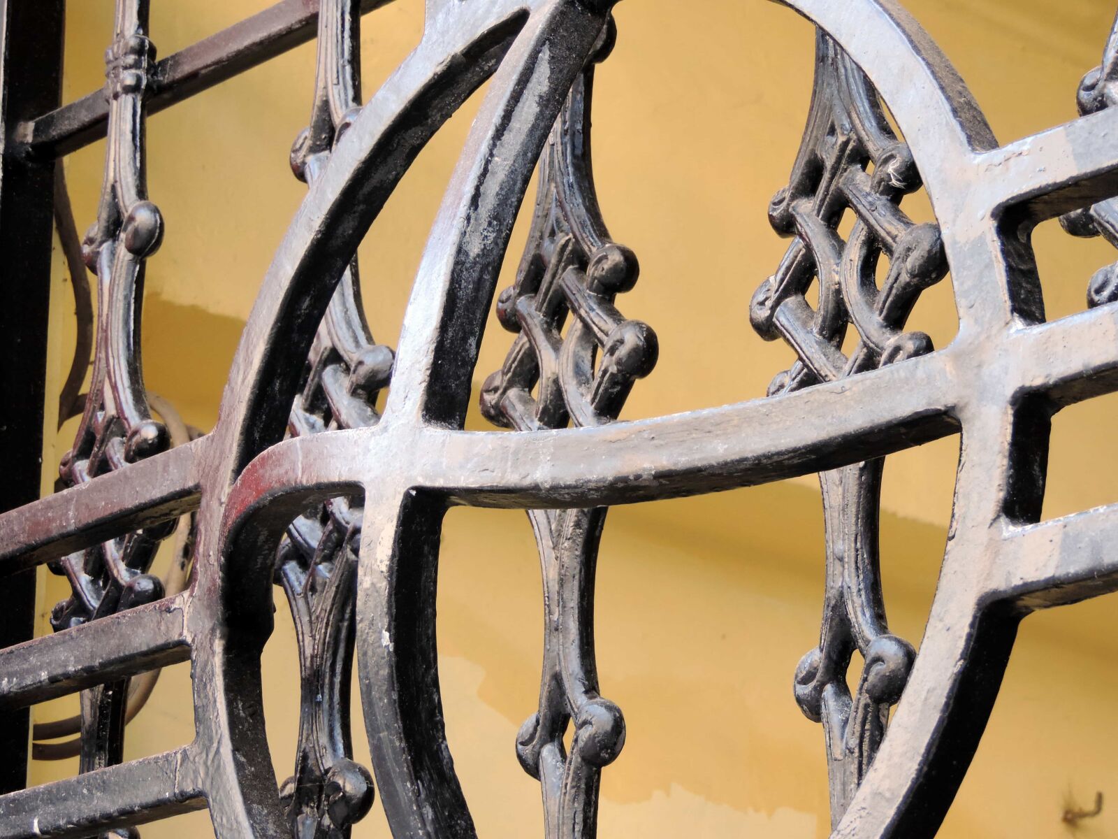 Nikon Coolpix P520 sample photo. Art, cast iron, handmade photography