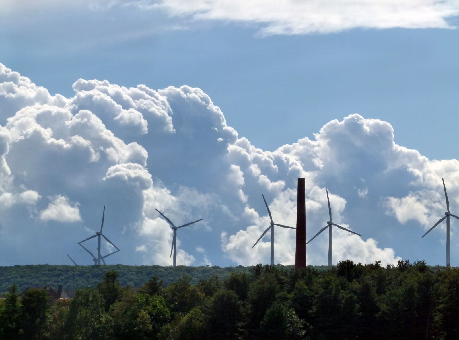 Panasonic Lumix DMC-FZ100 sample photo. Wind turbine, wind farm photography
