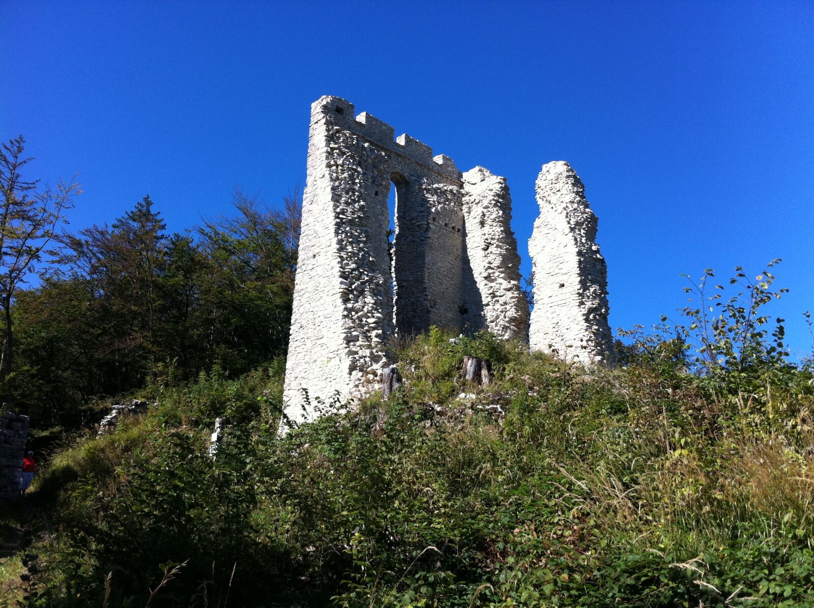 Apple iPhone 4 sample photo. Ruin, wall, building photography