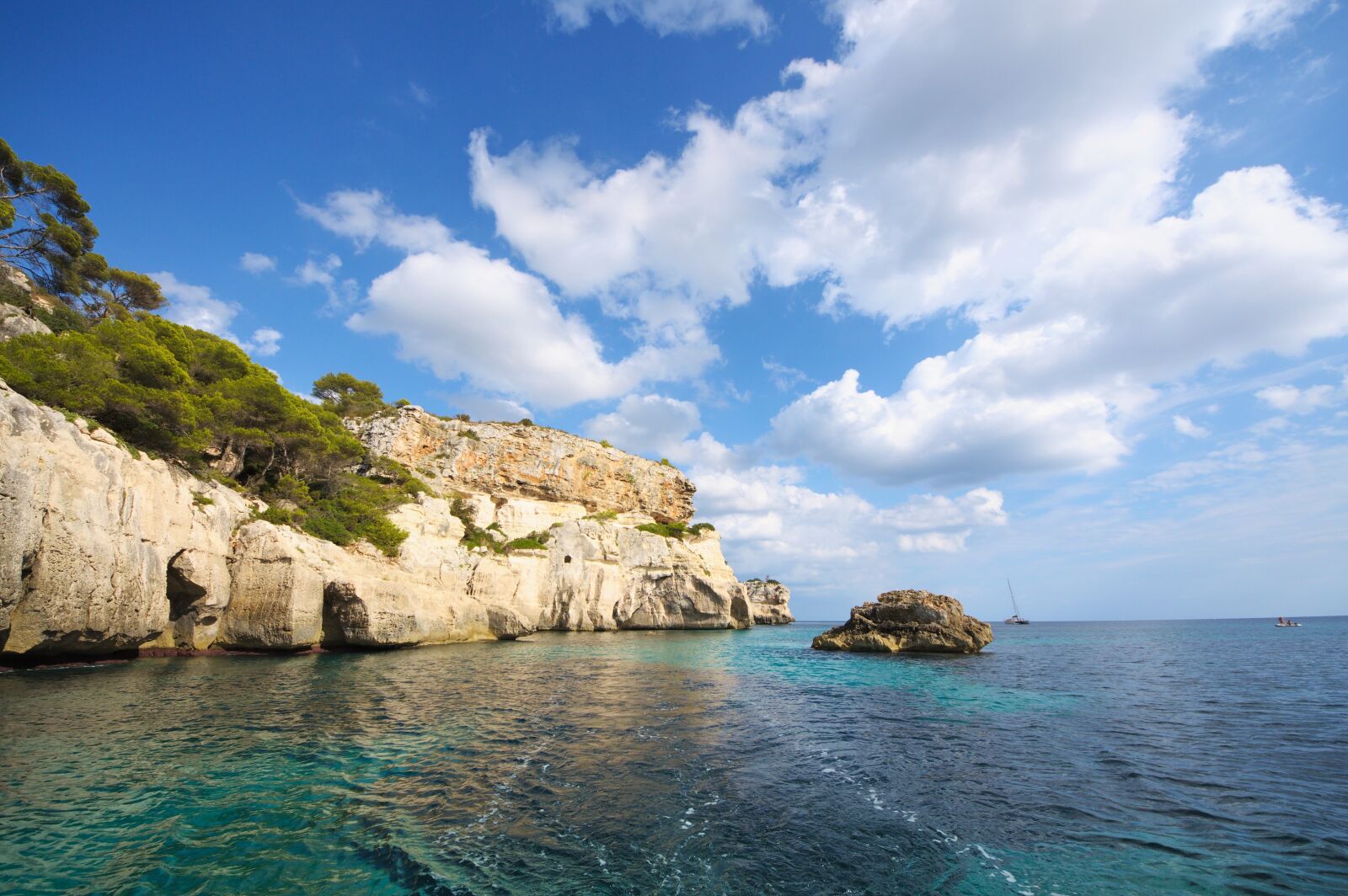 Nikon D90 sample photo. Sea, rock, bank photography