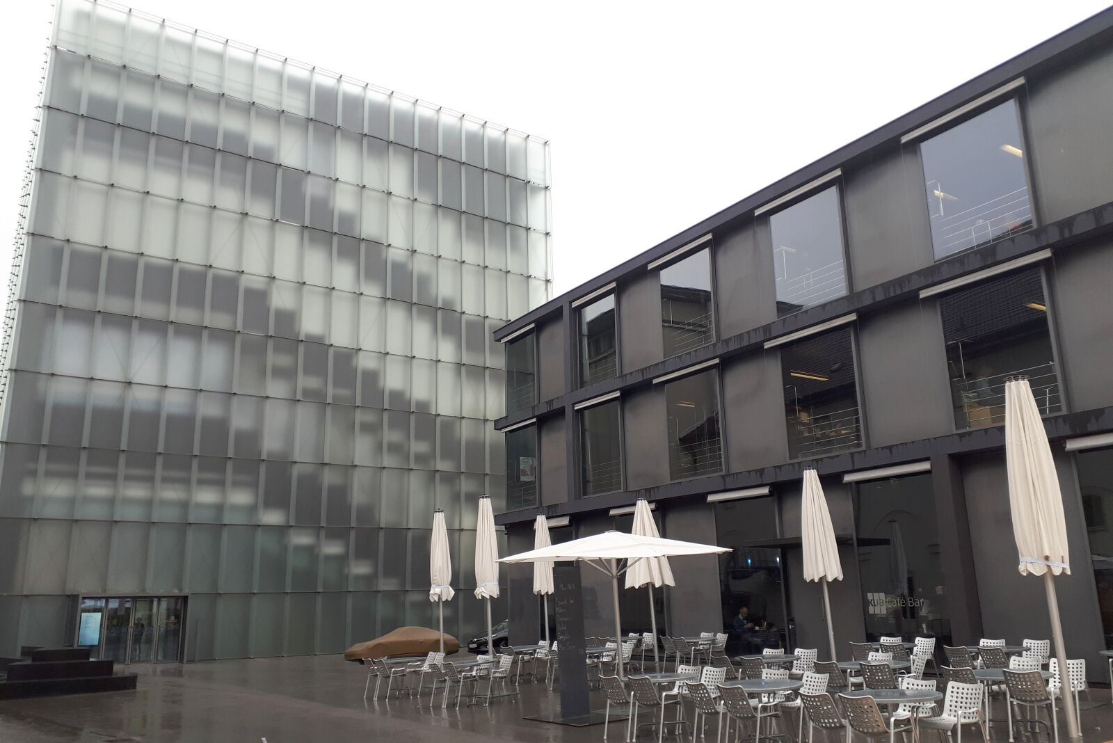 Samsung Galaxy A5(2017) sample photo. Kunsthaus, bregenz, architecture photography