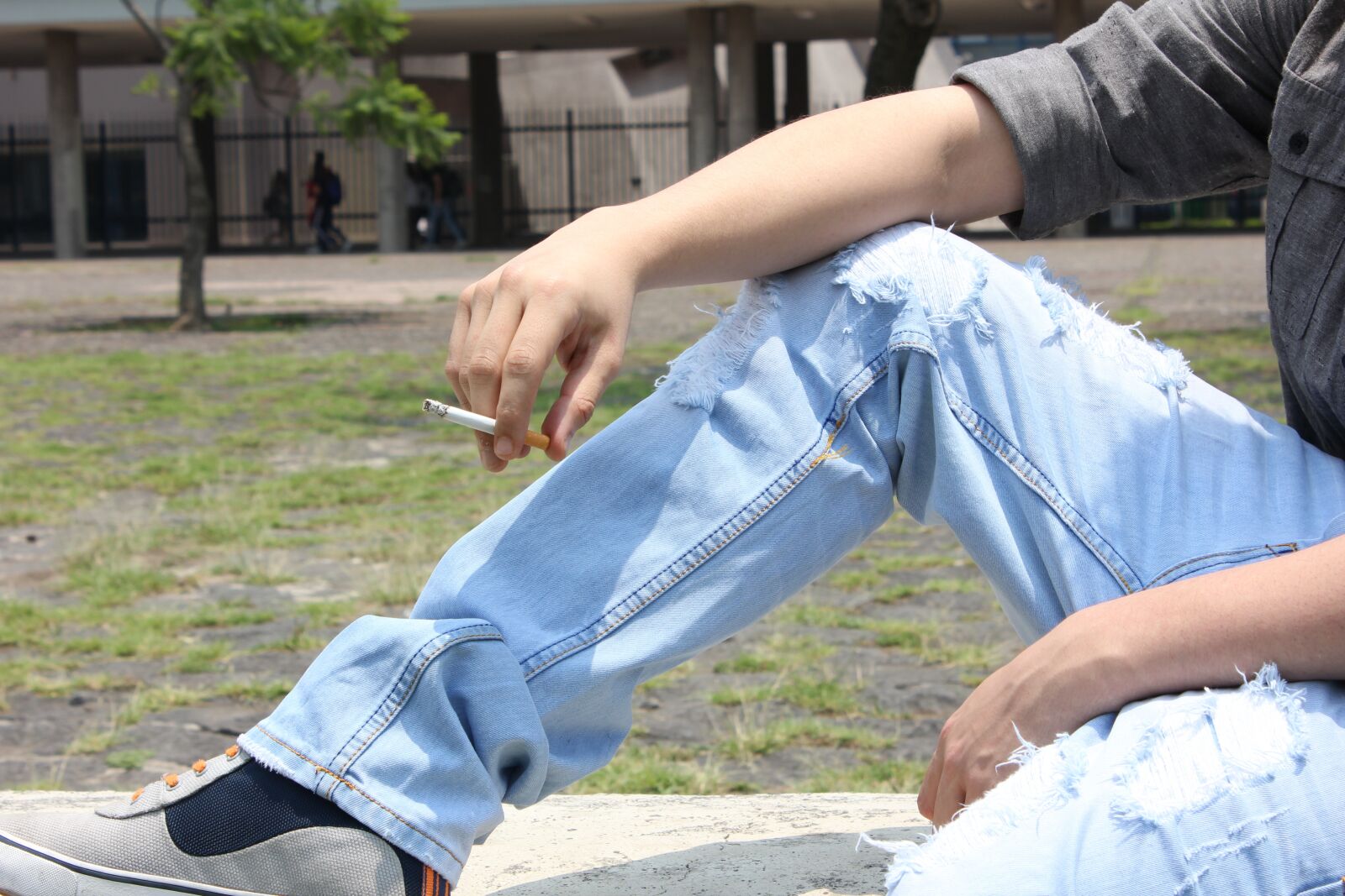 Canon EOS 550D (EOS Rebel T2i / EOS Kiss X4) sample photo. Cigar, addiction, smoking photography