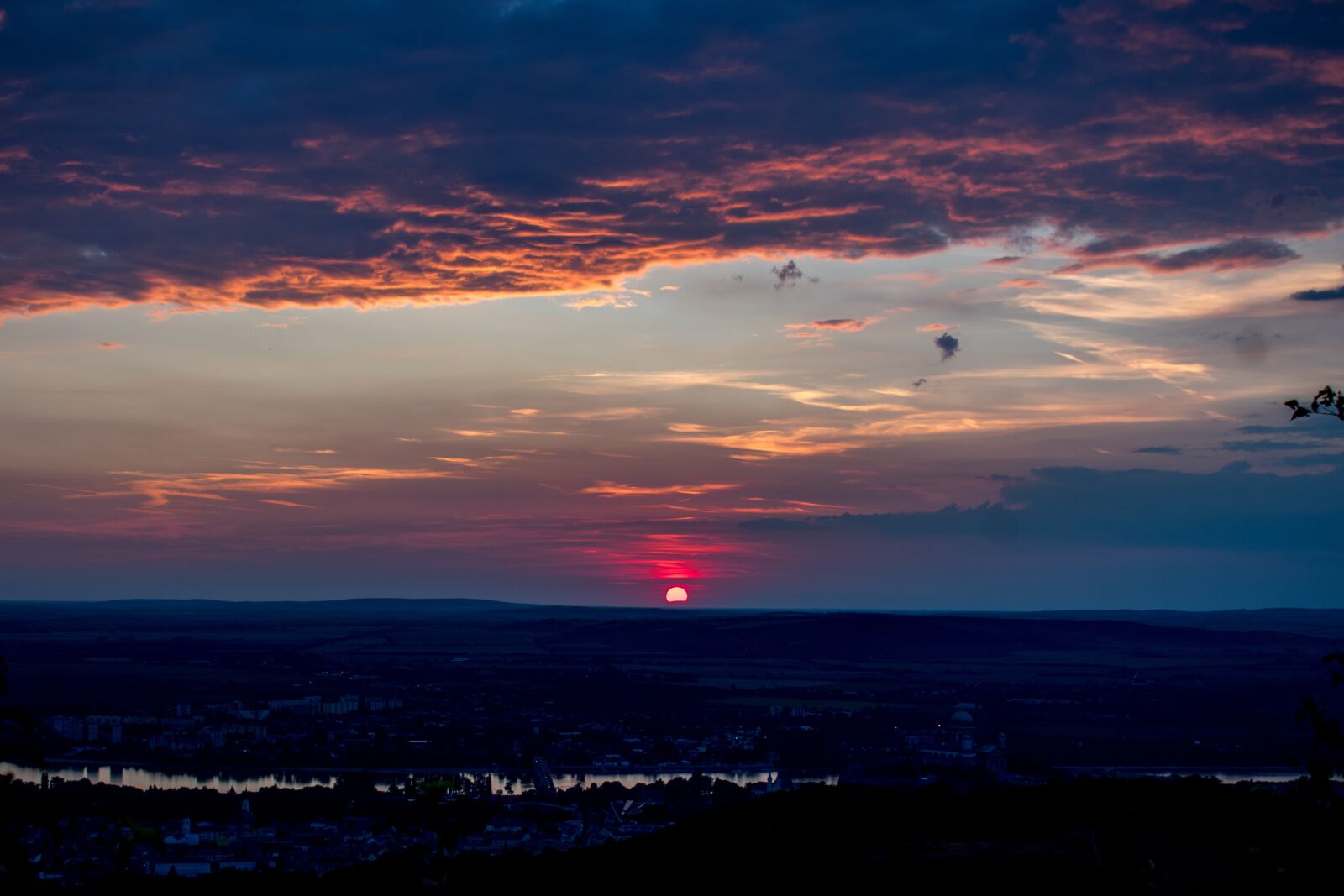 Nikon D3400 sample photo. Sunset, sky, clouds photography