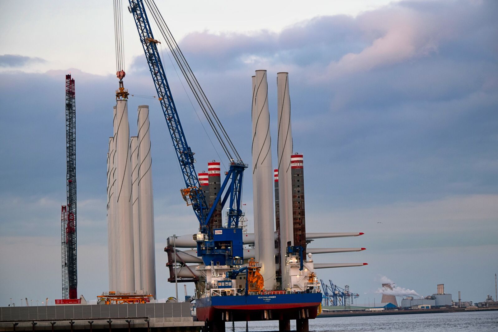 Nikon D5300 sample photo. Humber, hull, sea challenger photography