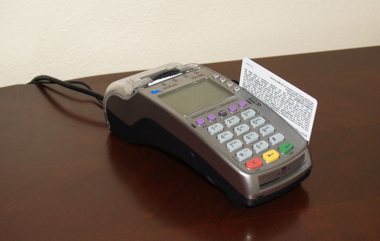 Olympus E-300 (EVOLT E-300) sample photo. Credit card machine, card photography