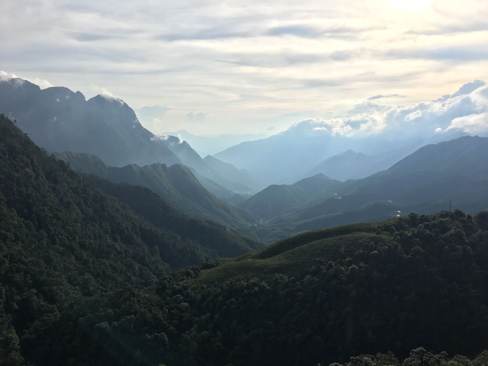iPhone 6s Plus back camera 4.15mm f/2.2 sample photo. Sky, cloud, mountains photography