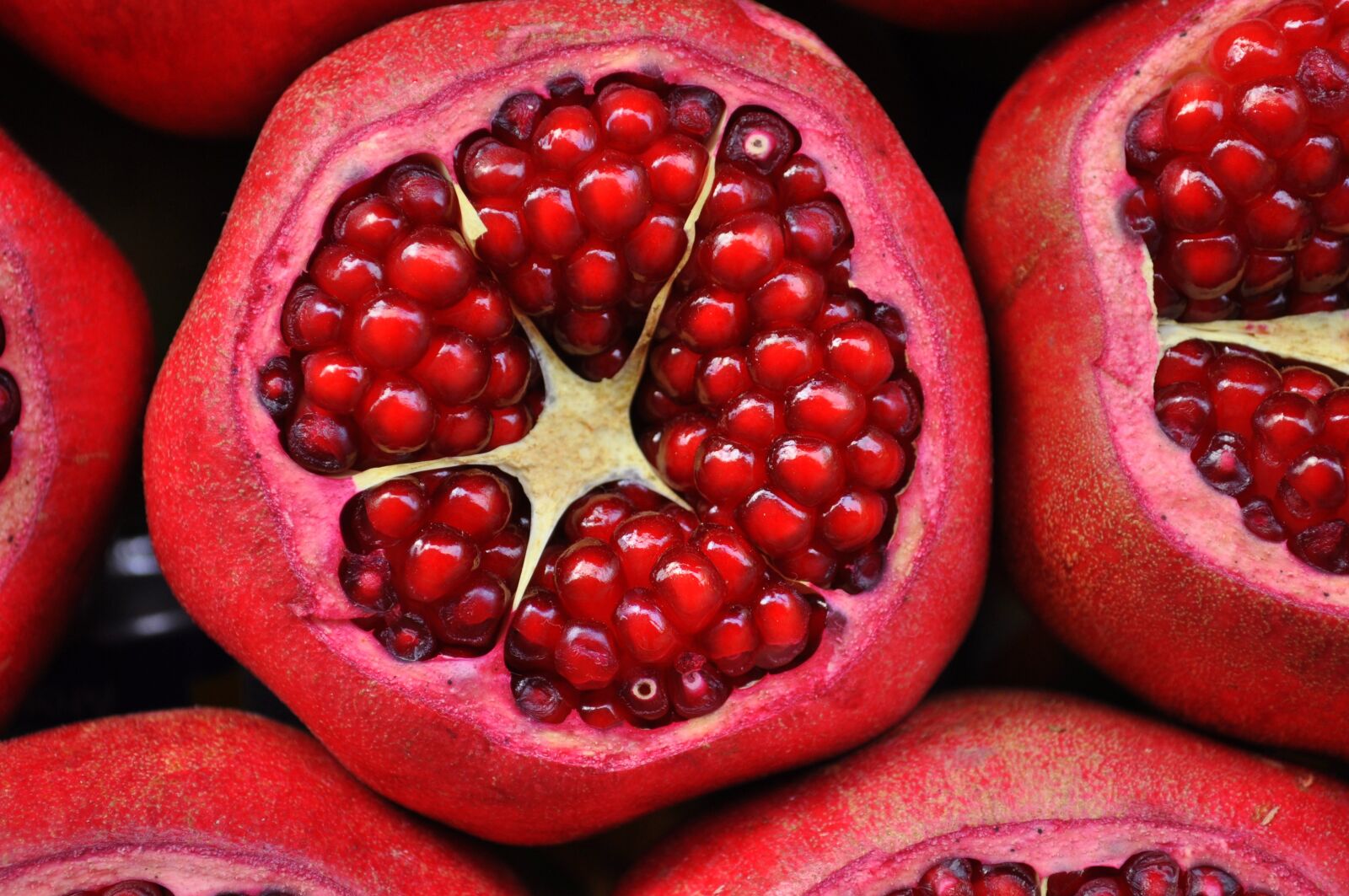 Nikon D5000 sample photo. Pomegranate, exotic fruit, fruit photography