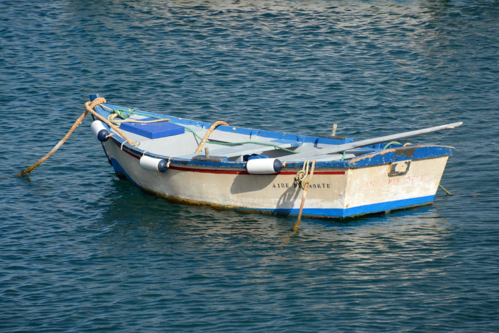Nikon D5100 sample photo. Boat, fisherman, sea photography