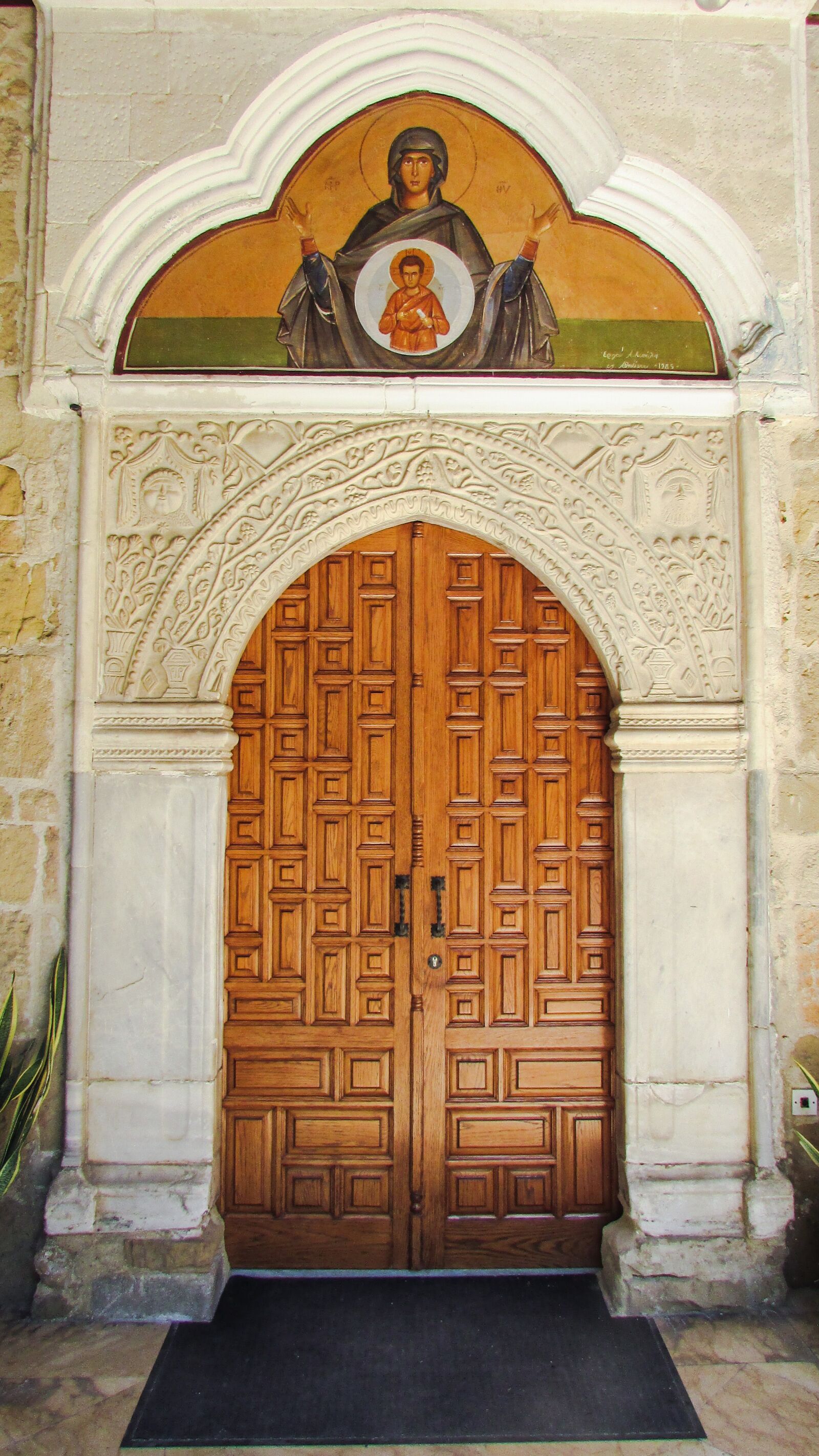 двери для храма
