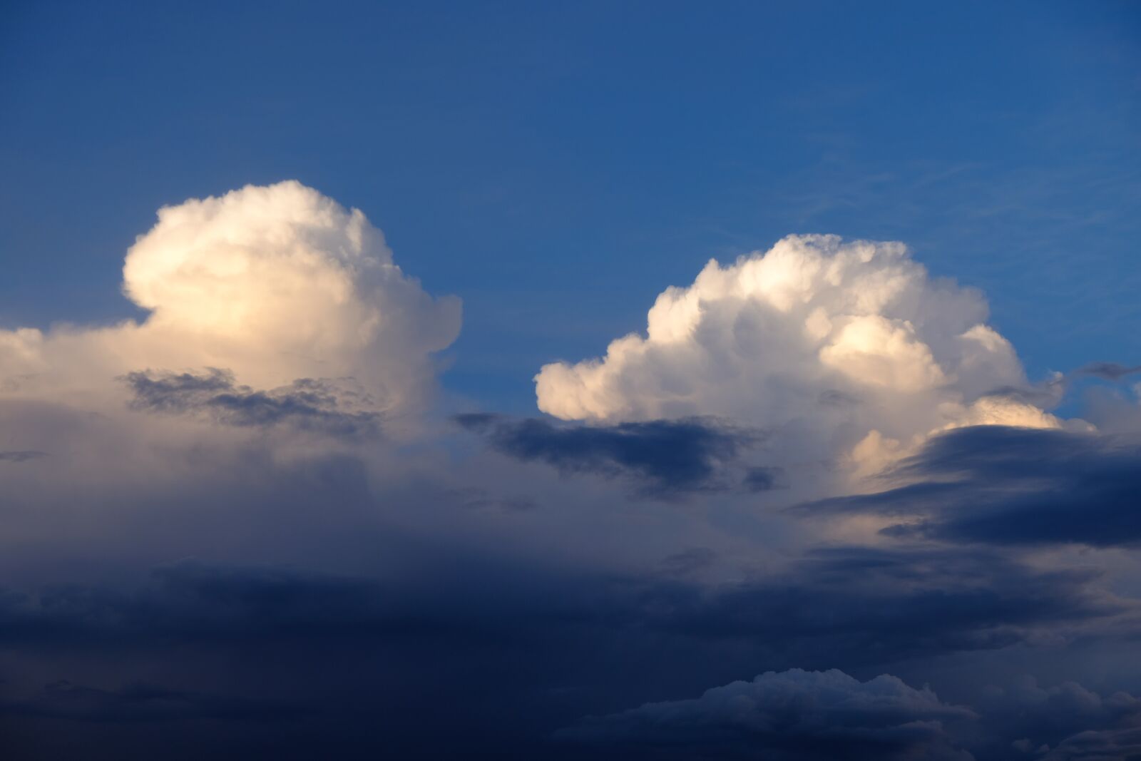 Fujifilm X-T20 sample photo. Clouds, thunderstorm, sky photography