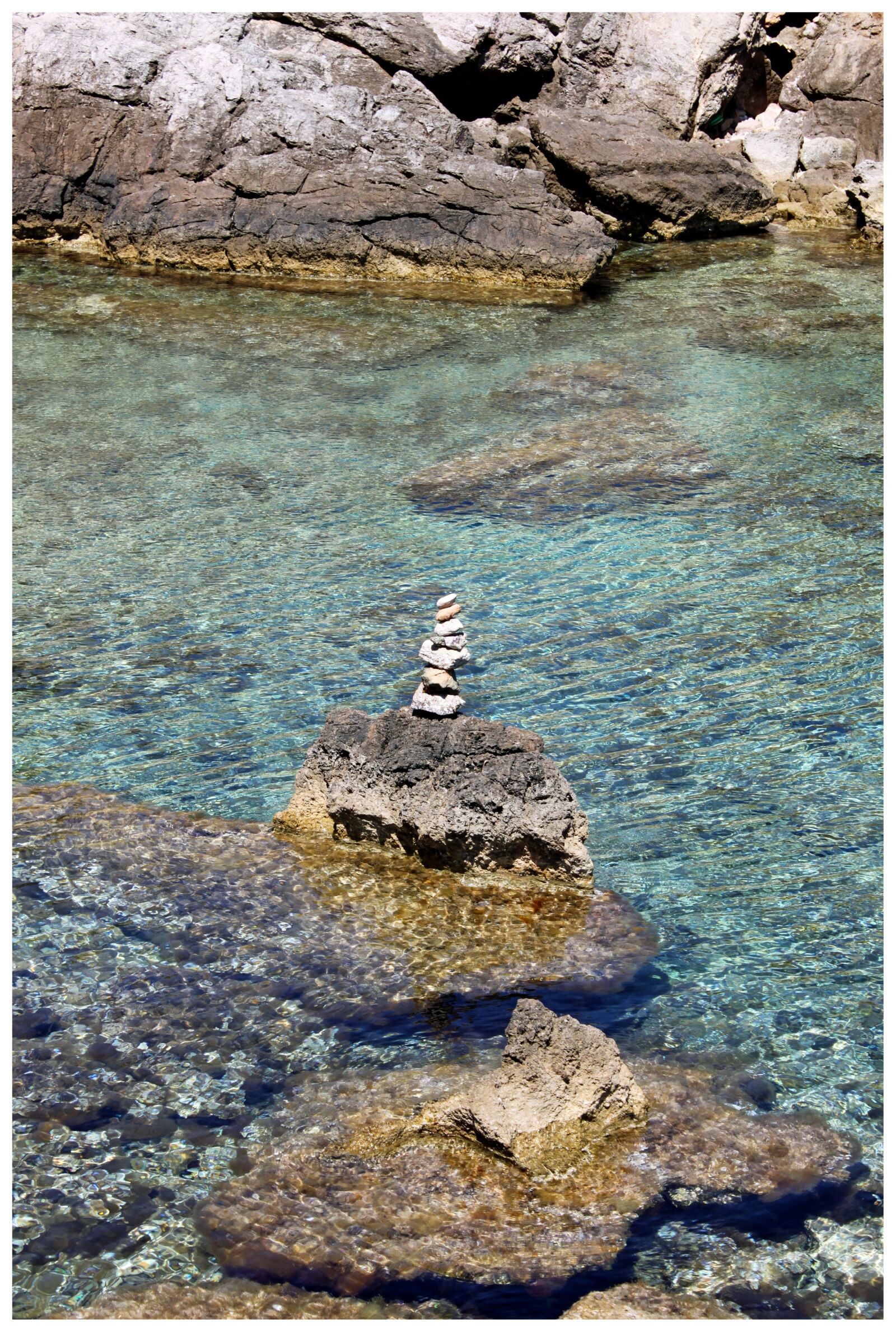 Canon EOS 500D (EOS Rebel T1i / EOS Kiss X3) sample photo. Stone tower, stack, sea photography