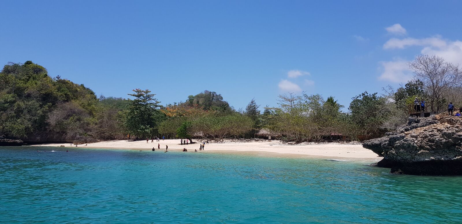 Samsung Galaxy S8 sample photo. Beach, indonesia, vacation photography