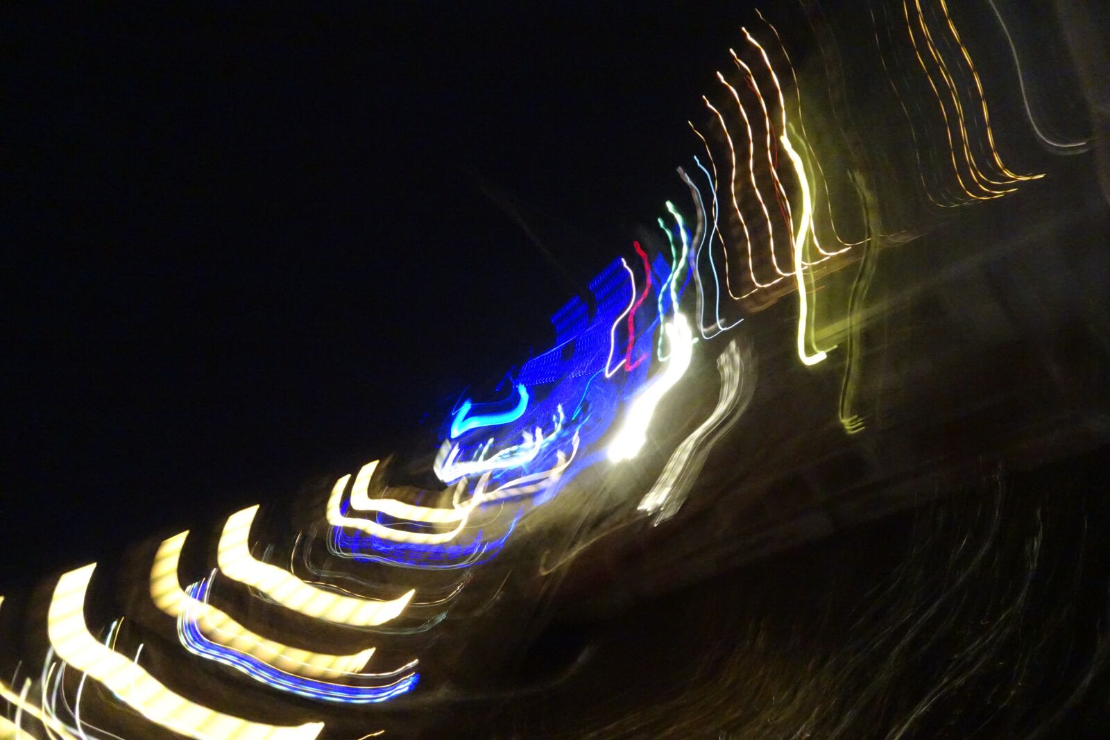 Sony Cyber-shot DSC-HX90V sample photo. Light, light effects, light photography