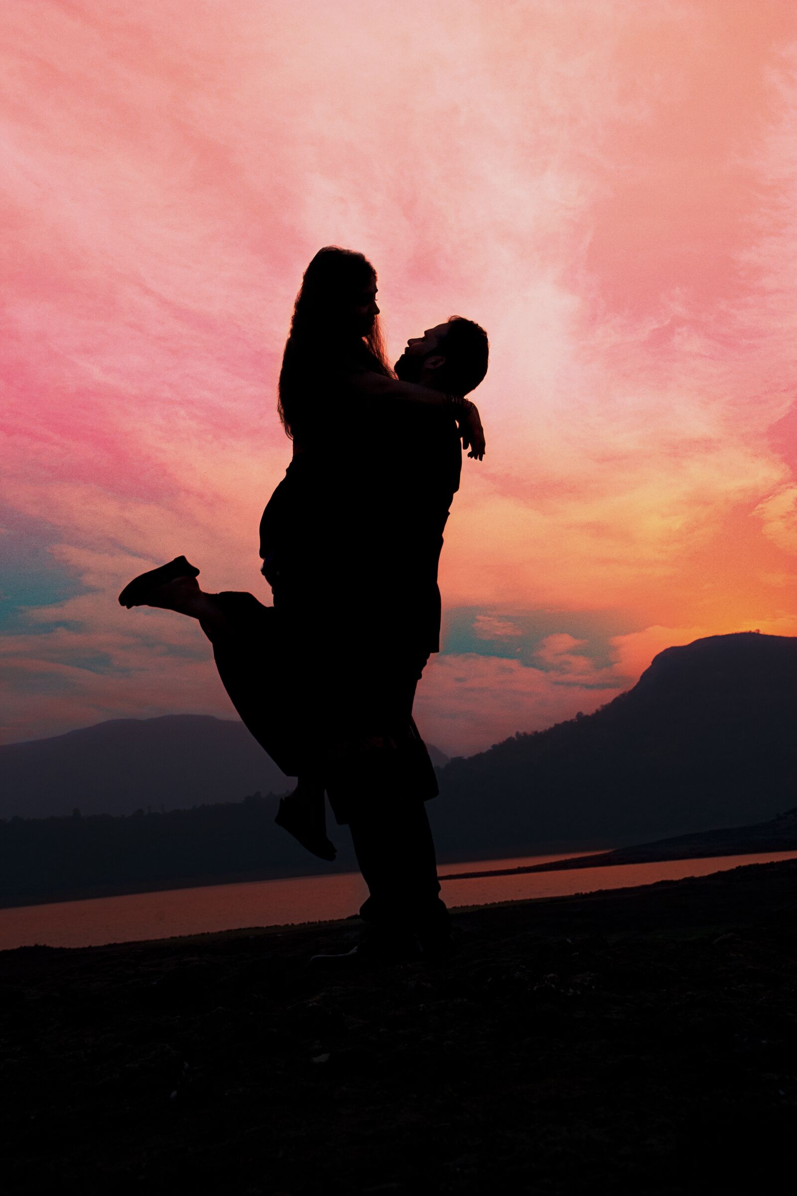 Nikon D60 sample photo. Couple, sky, evening photography