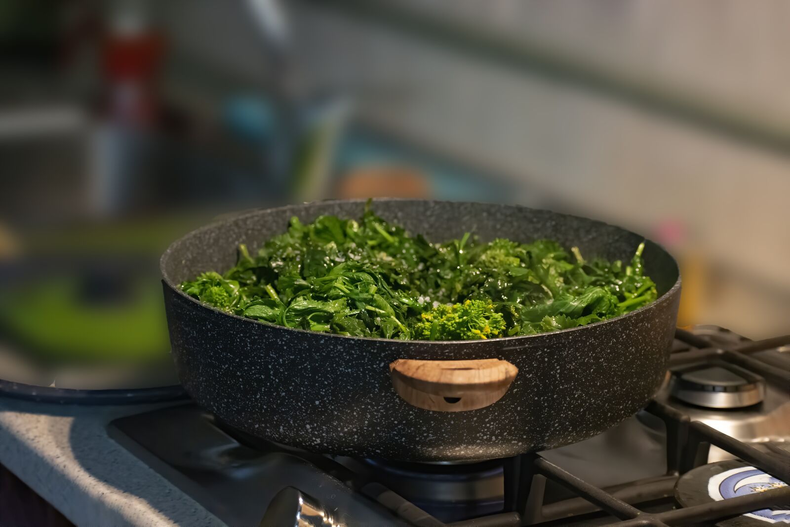 Nikon D7200 sample photo. Kitchen, broccoli, vegetables photography