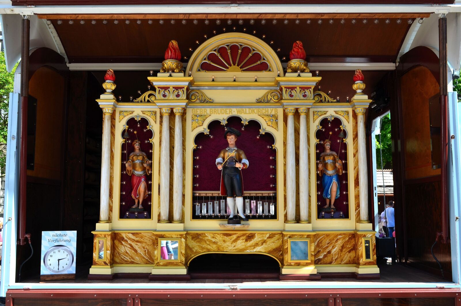 Nikon D5100 sample photo. Orchestrion, organ, roller organ photography