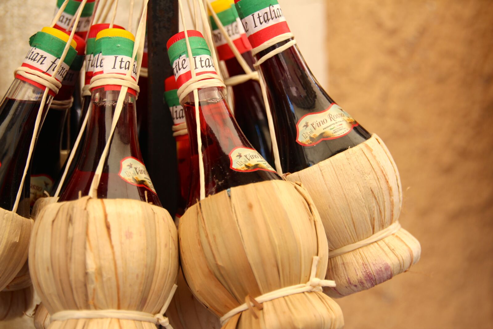 Canon EOS 600D (Rebel EOS T3i / EOS Kiss X5) sample photo. Wine, italy, mini bottles photography