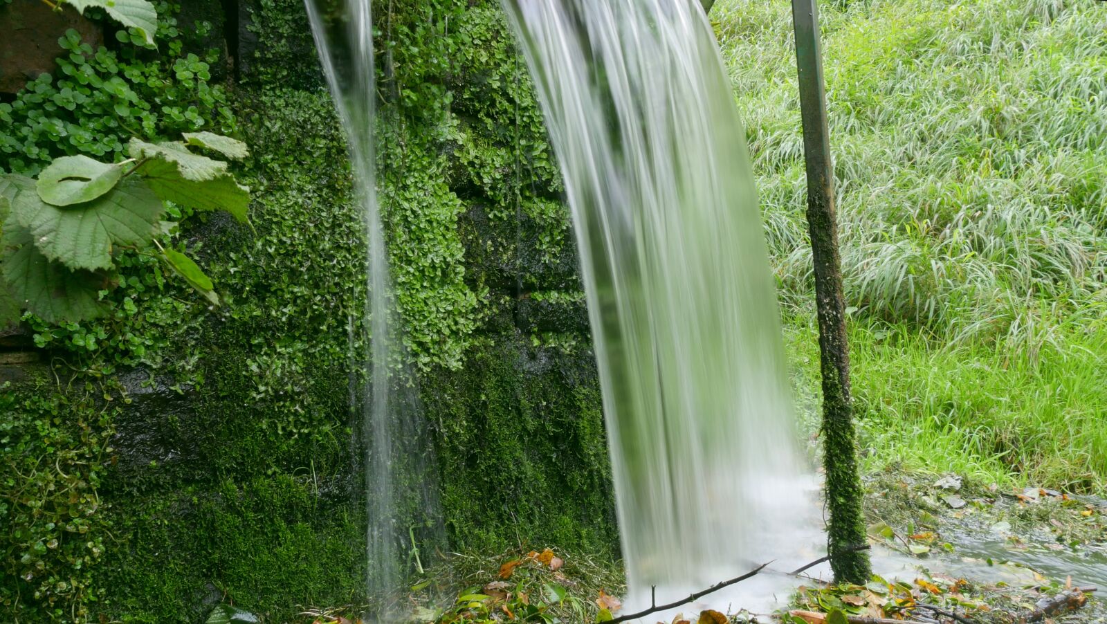 Panasonic Lumix DMC-GX8 sample photo. Waterfall, fountain, flow photography