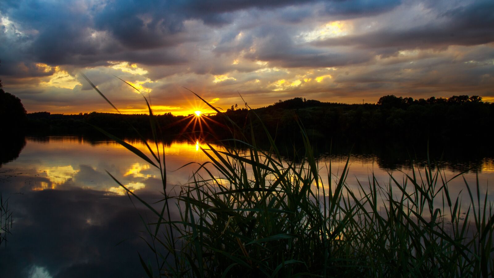 Canon EOS 650D (EOS Rebel T4i / EOS Kiss X6i) sample photo. Sunset, destination finger lakes photography
