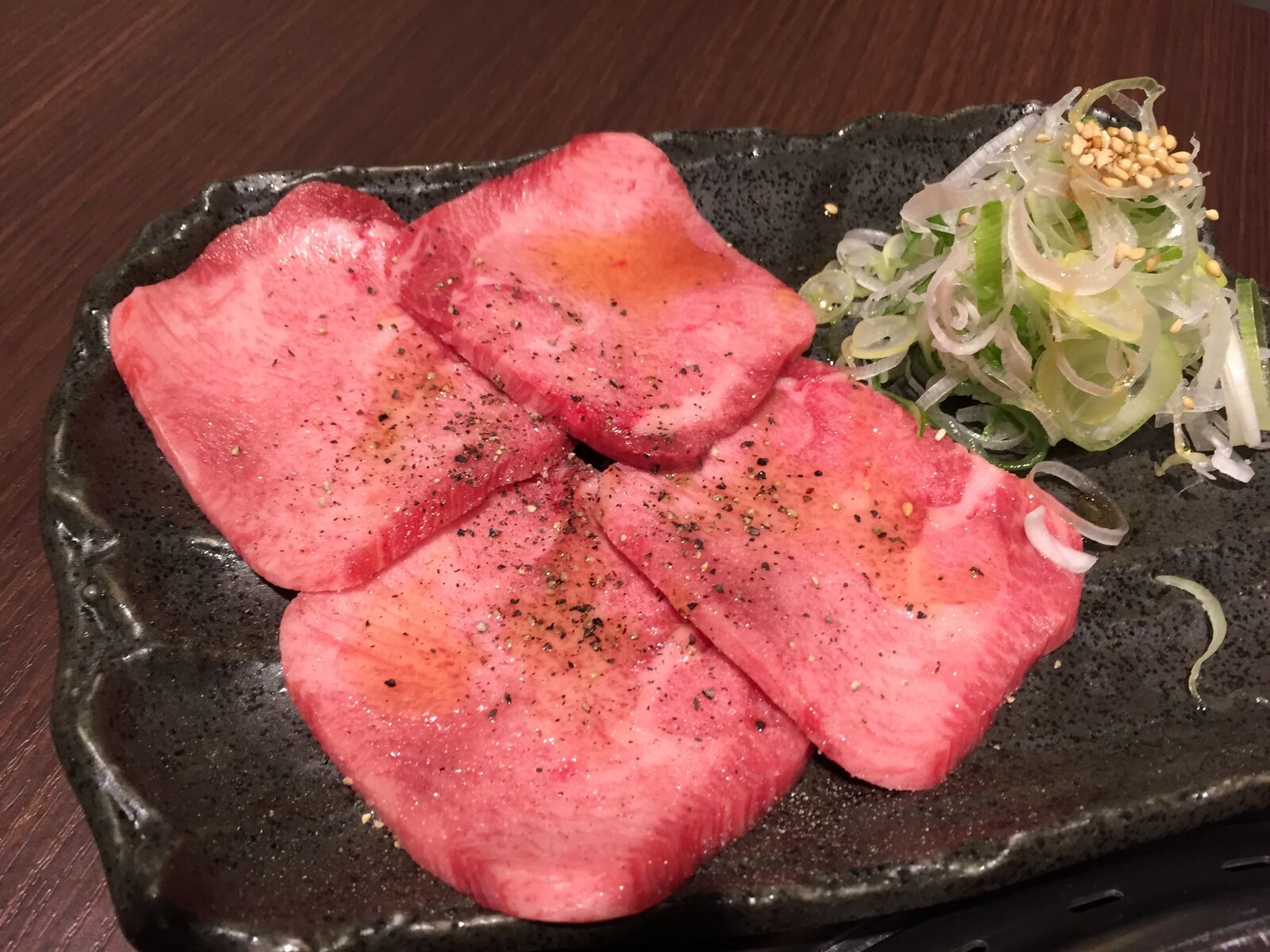 Apple iPhone 6 sample photo. Yakiniku, beef, japanese photography