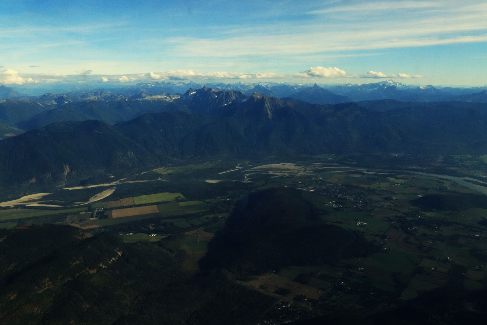 Canon EF-S 18-55mm F4-5.6 IS STM sample photo. Airplane mode photography
