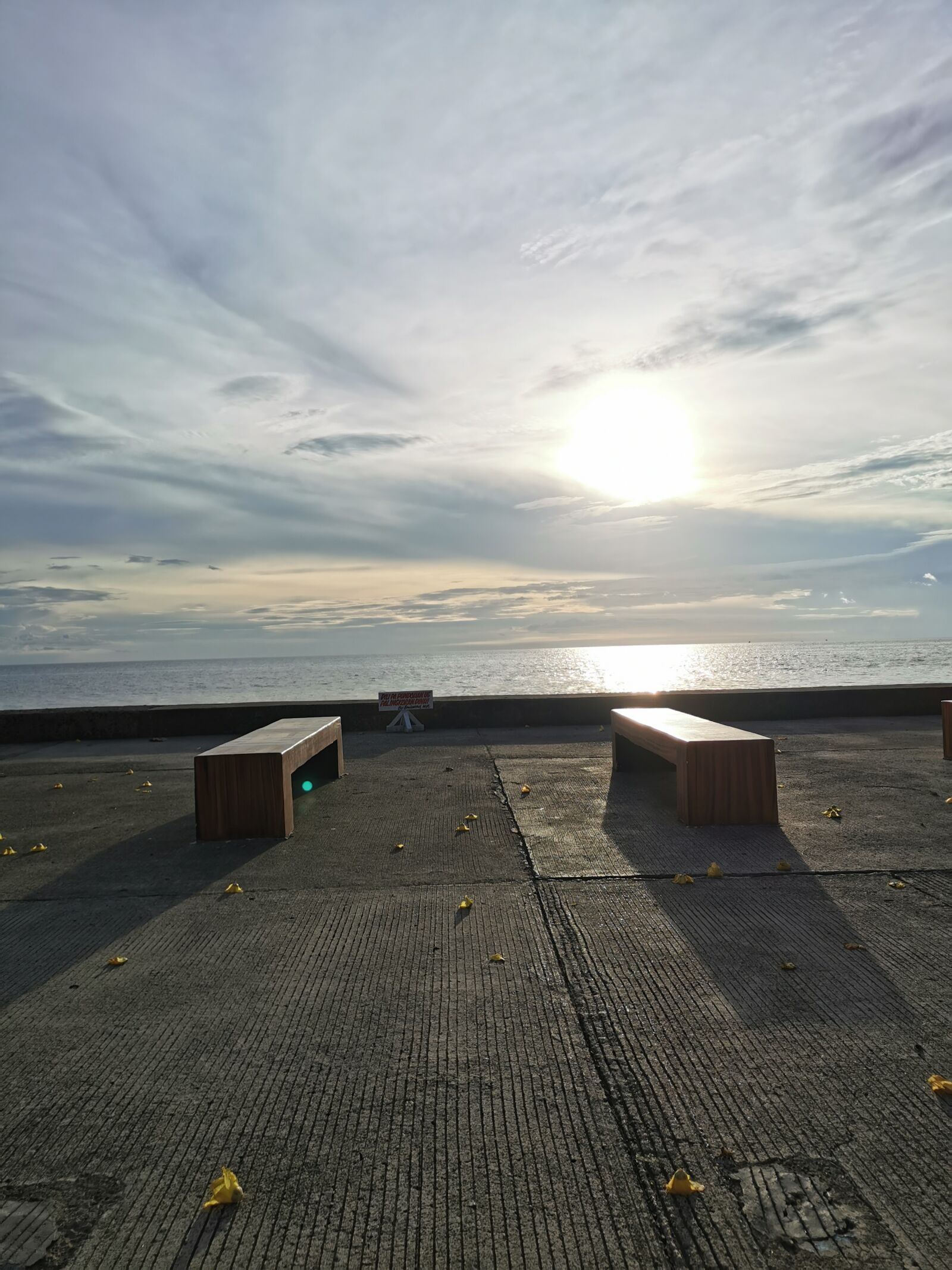 HUAWEI P30 sample photo. Sunset, boulevard, clouds photography