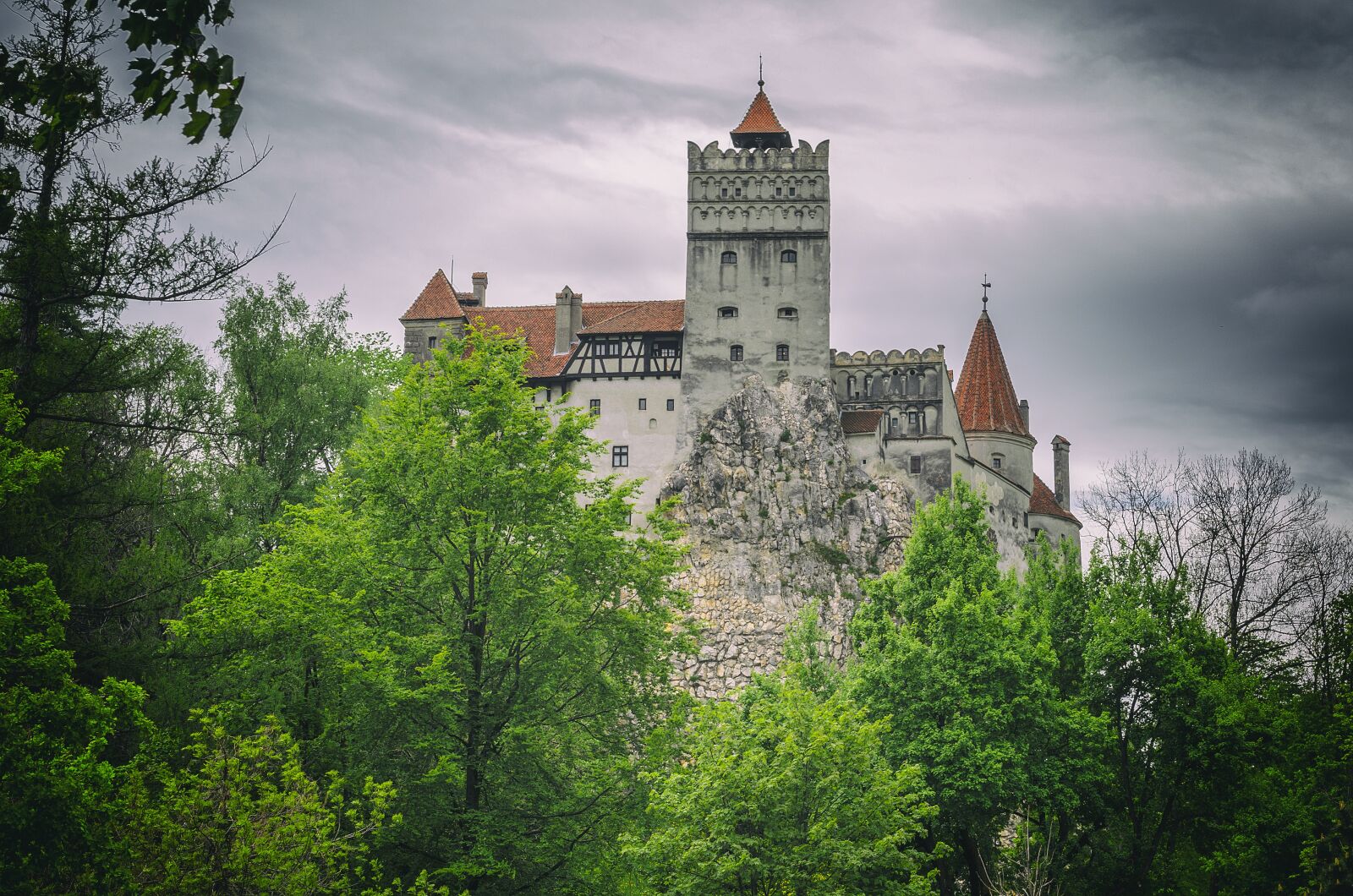 Nikon D5100 sample photo. Castle, clouds, sky photography
