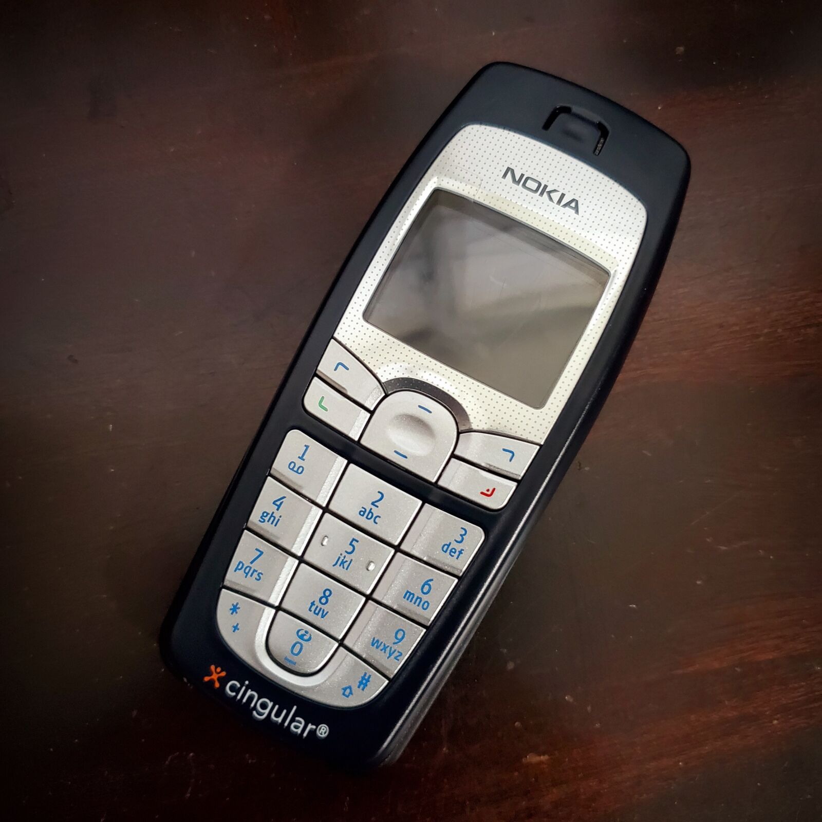 Samsung Galaxy S10e sample photo. Nokia, cell phone, mobile photography