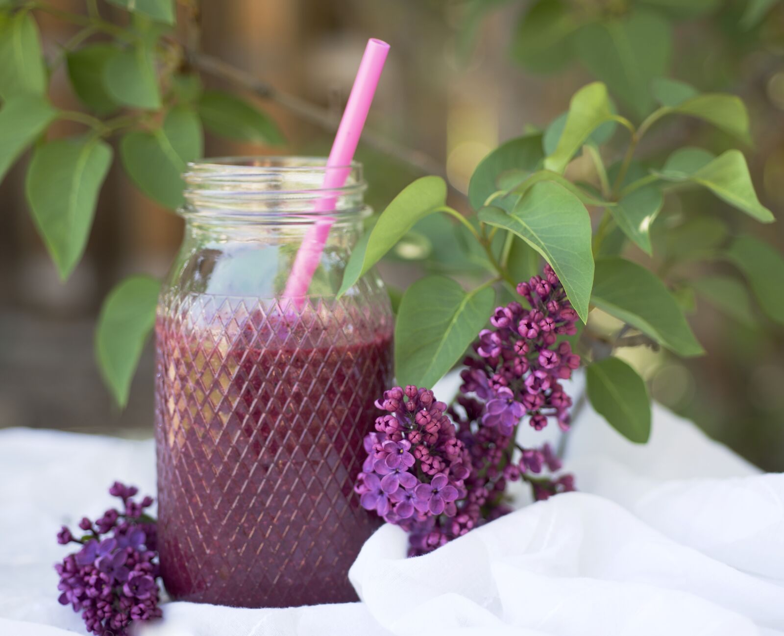Nikon D600 sample photo. Smoothie, beetroot, pomegranate photography