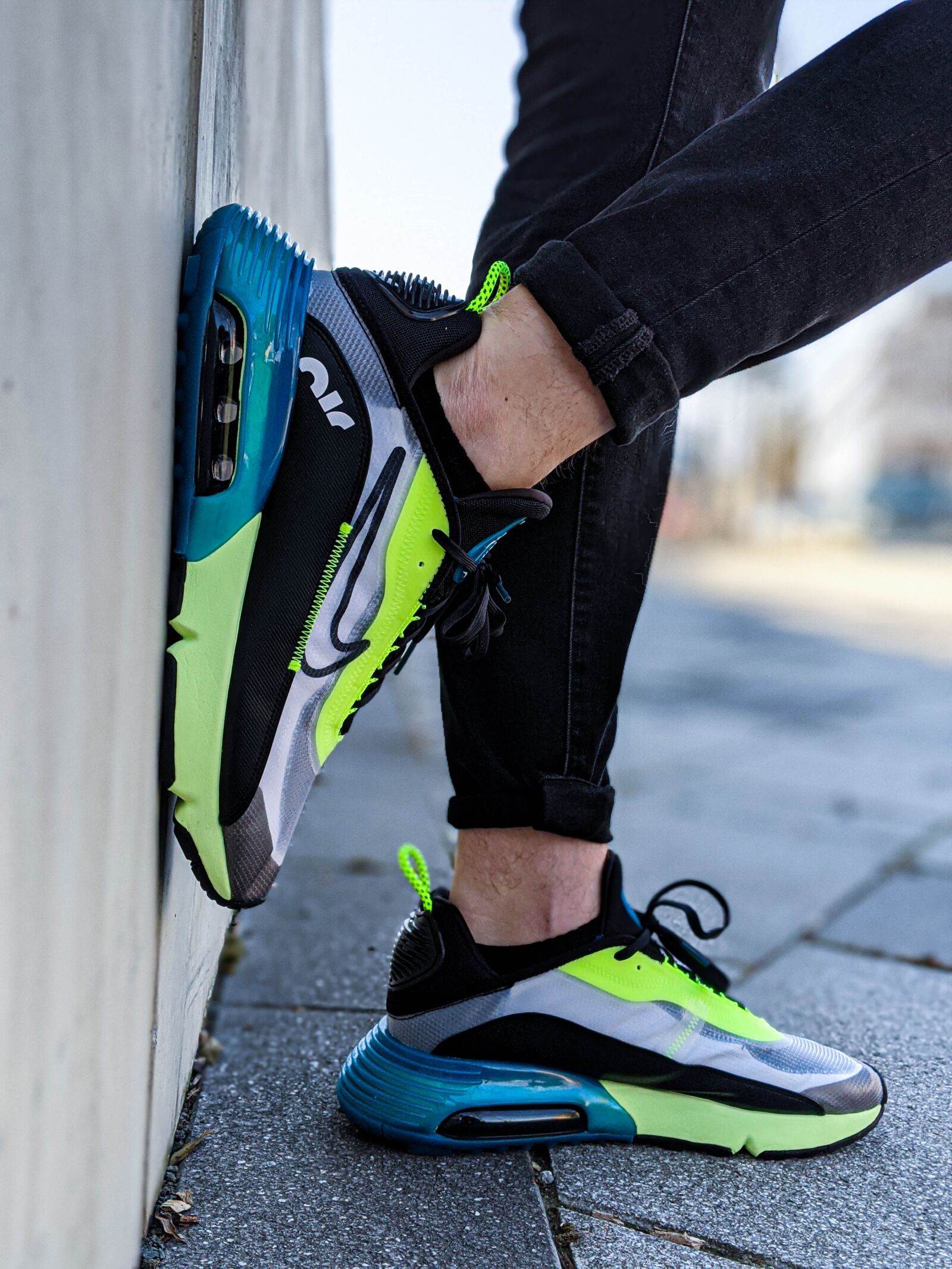 Google Pixel 3 Rear Camera sample photo. Nike, shoes, sneakers photography