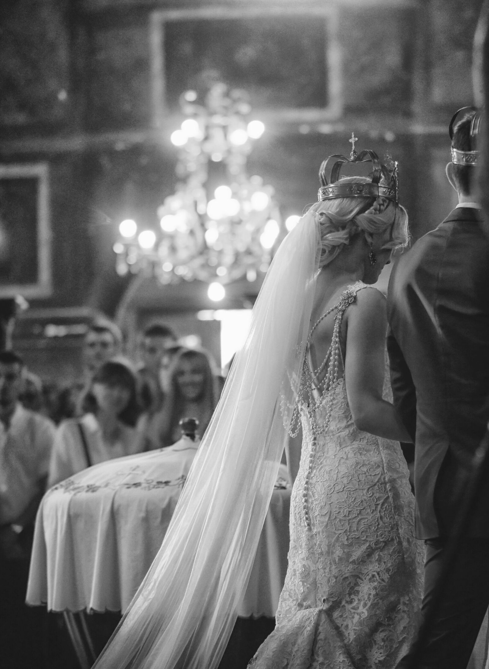 Canon EOS 5D Mark III sample photo. Black and white, ceremony photography