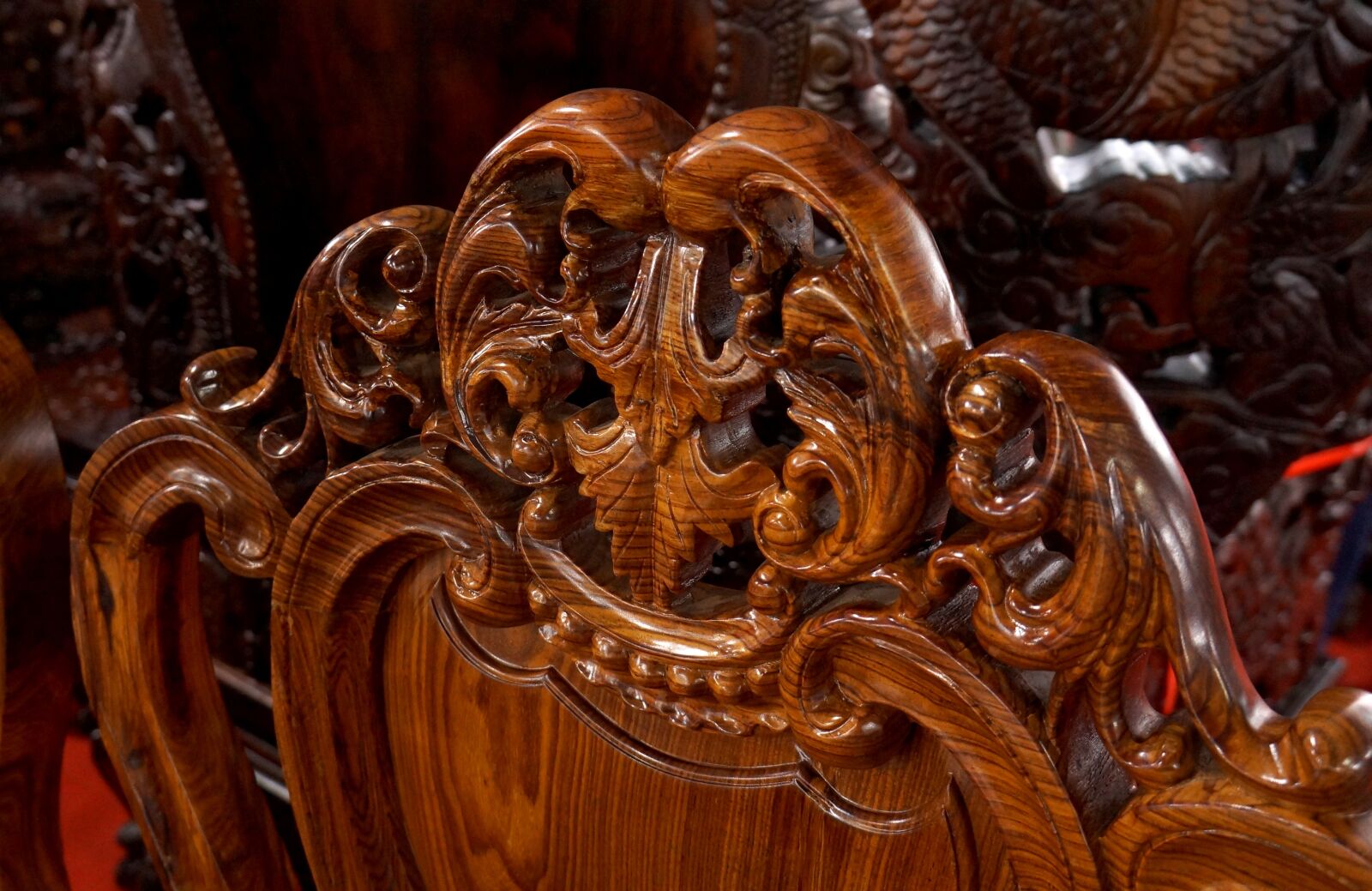 Sony Alpha NEX-F3 + Sony E 18-55mm F3.5-5.6 OSS sample photo. Fine art, sculpture, wood photography