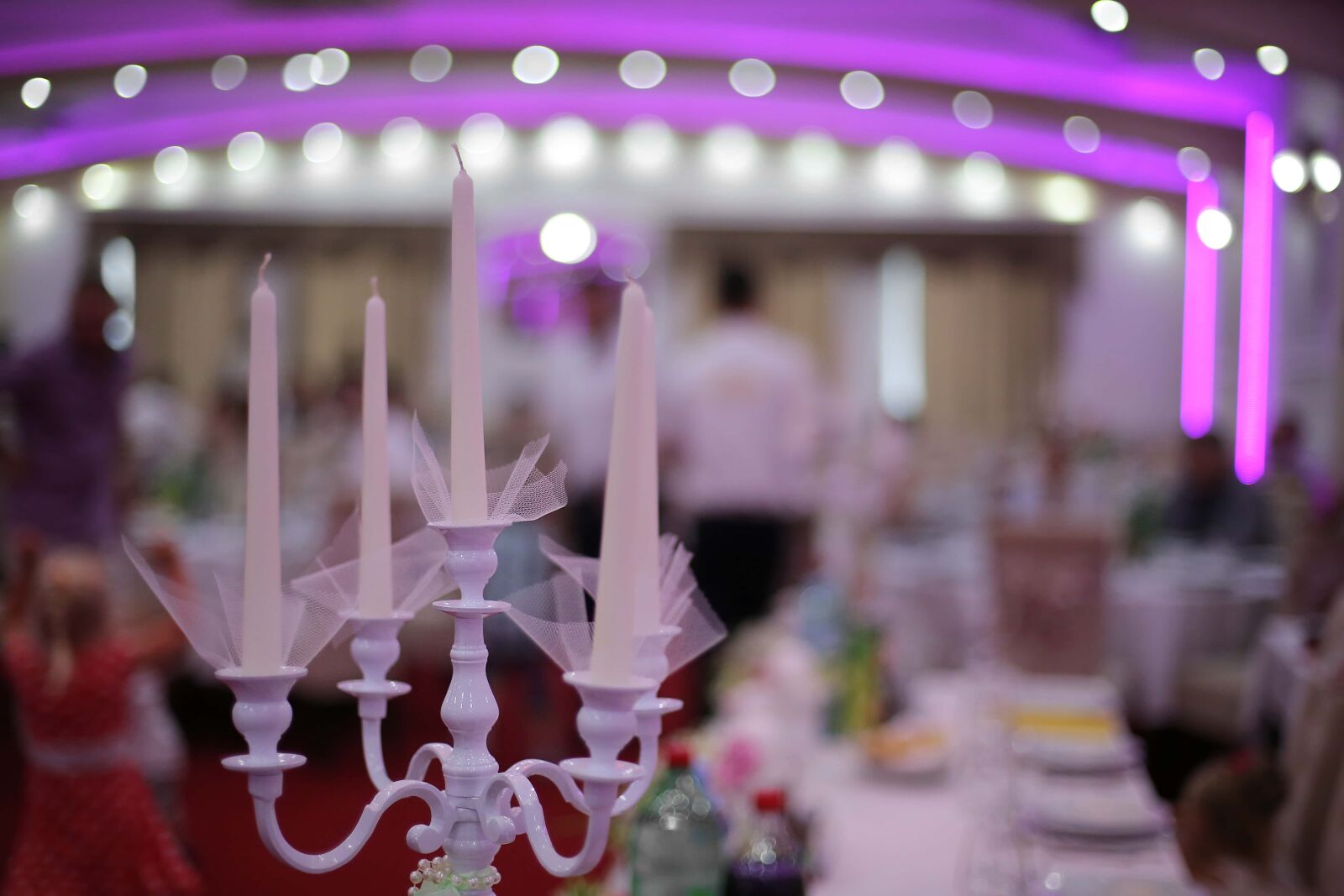 Canon EF 50mm F1.4 USM sample photo. Wedding venue, candle, candlestick photography