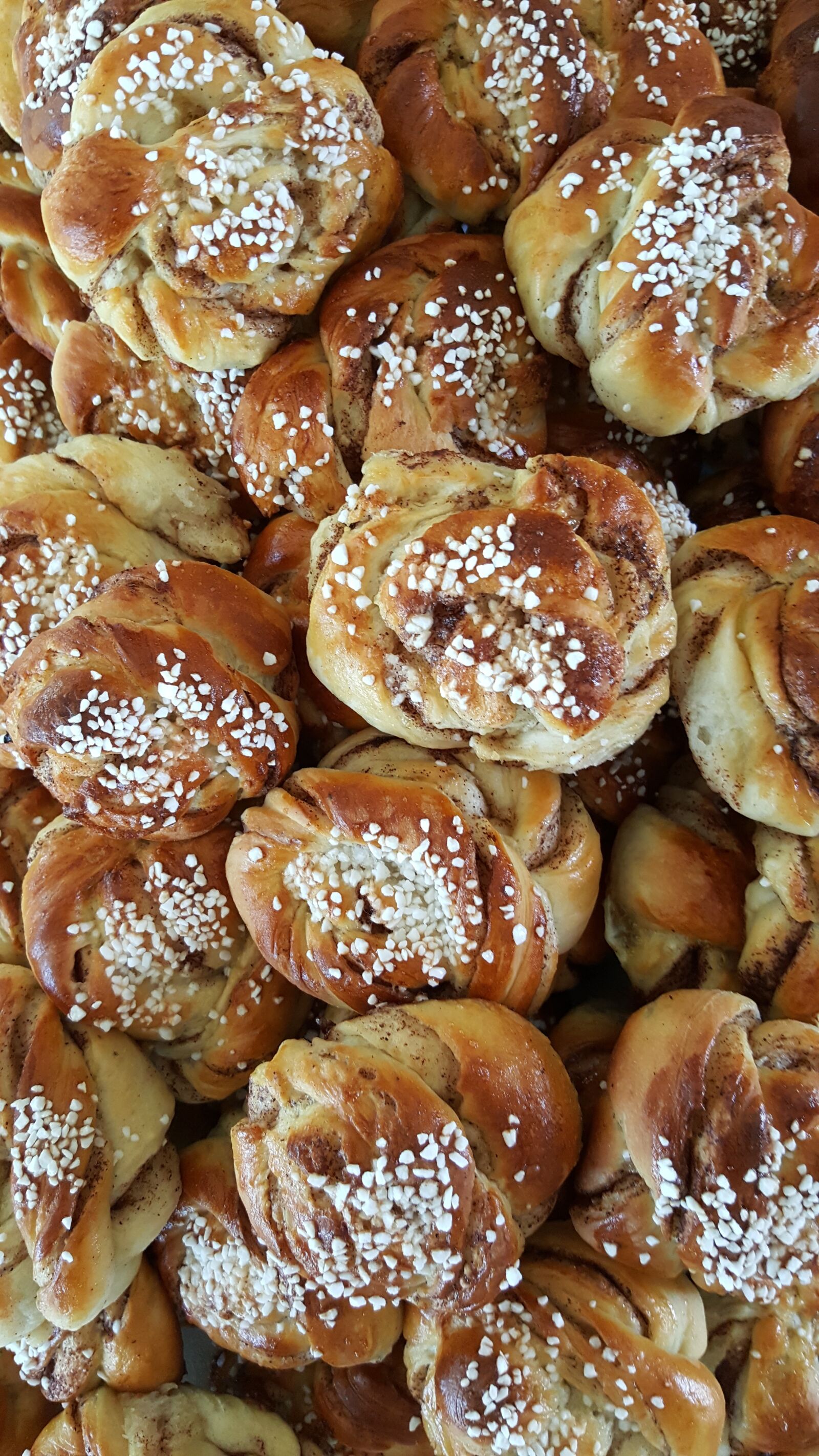 Samsung Galaxy S6 sample photo. Buns, bun, wheat bread photography