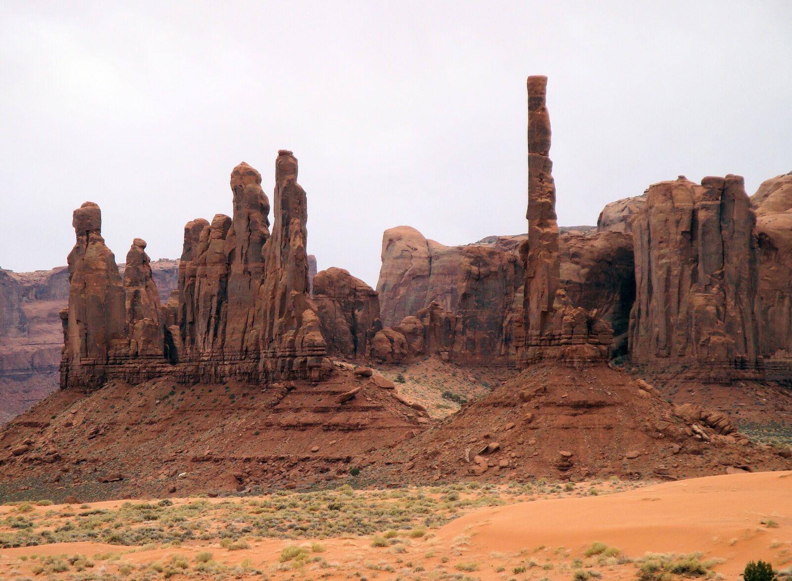 Sony Cyber-shot DSC-W150 sample photo. Monument valley, rock formations photography