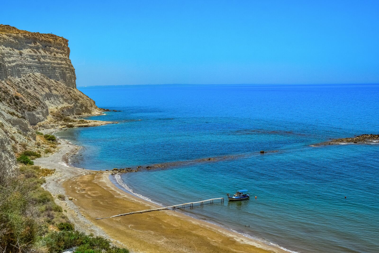Nikon D3300 sample photo. Beach, cliffs, sea photography