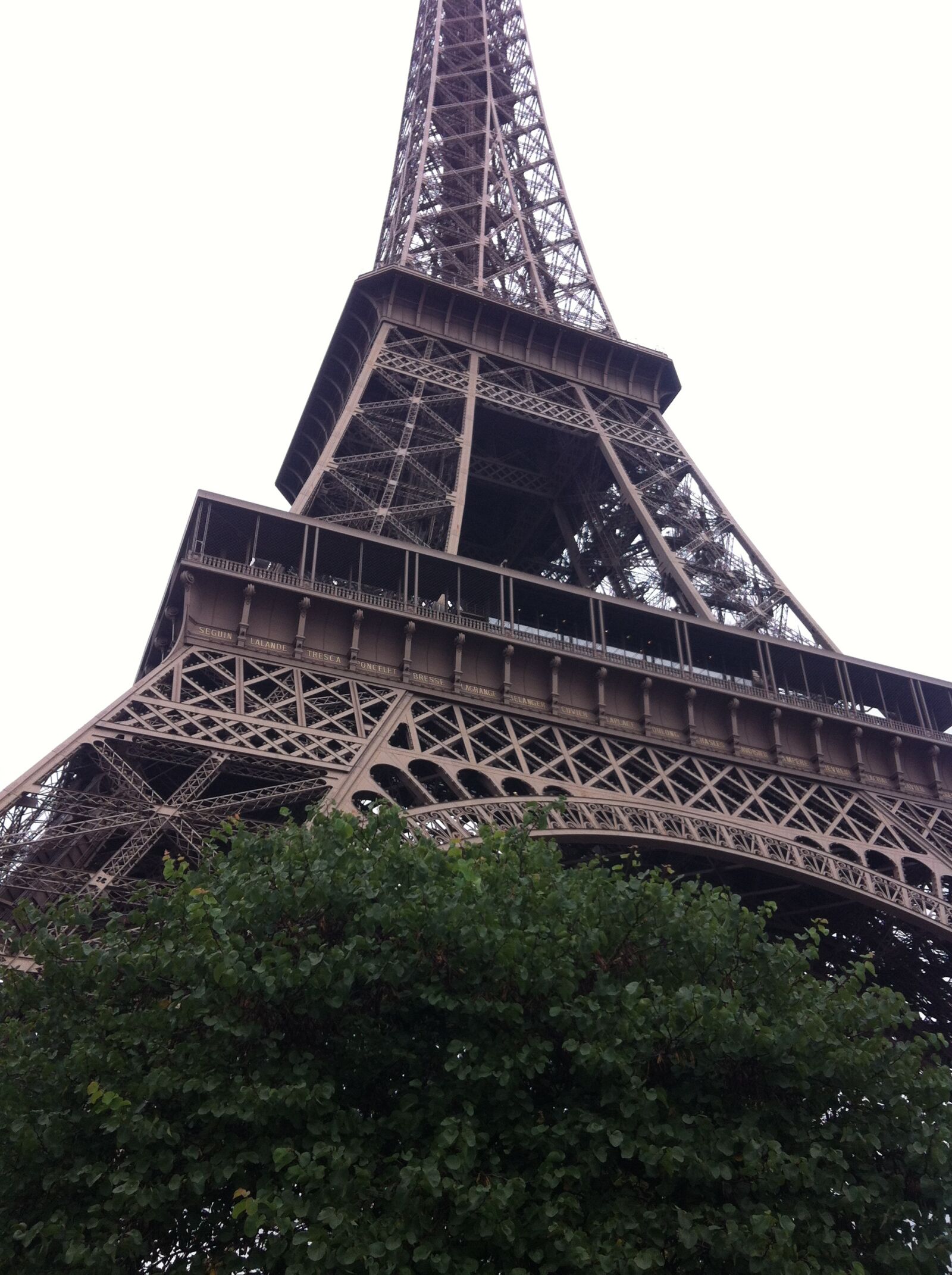 Apple iPhone 4 sample photo. Eiffel tower, paris, iron photography