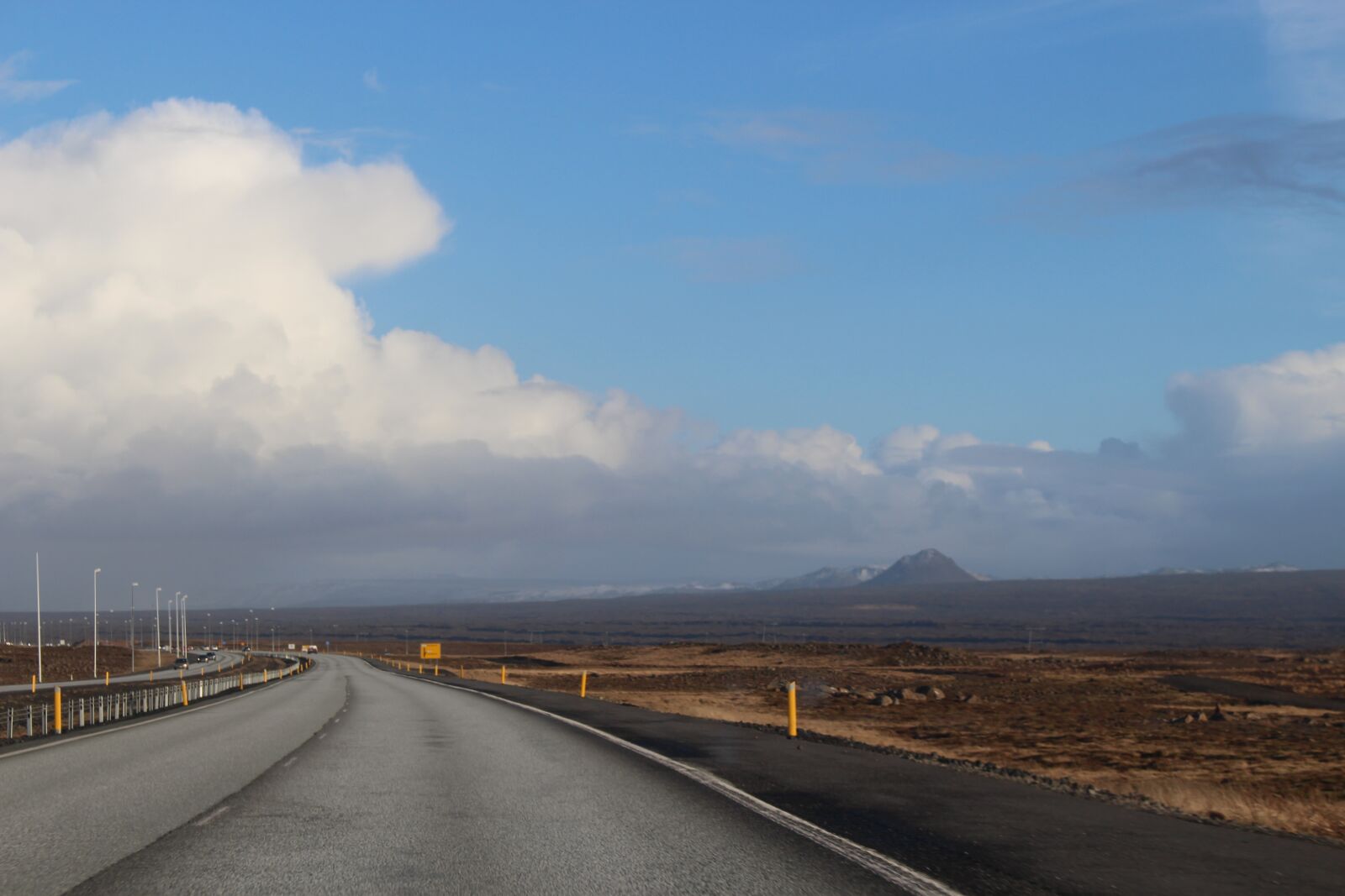 Canon EOS 100D (EOS Rebel SL1 / EOS Kiss X7) sample photo. Road, sky, nature photography