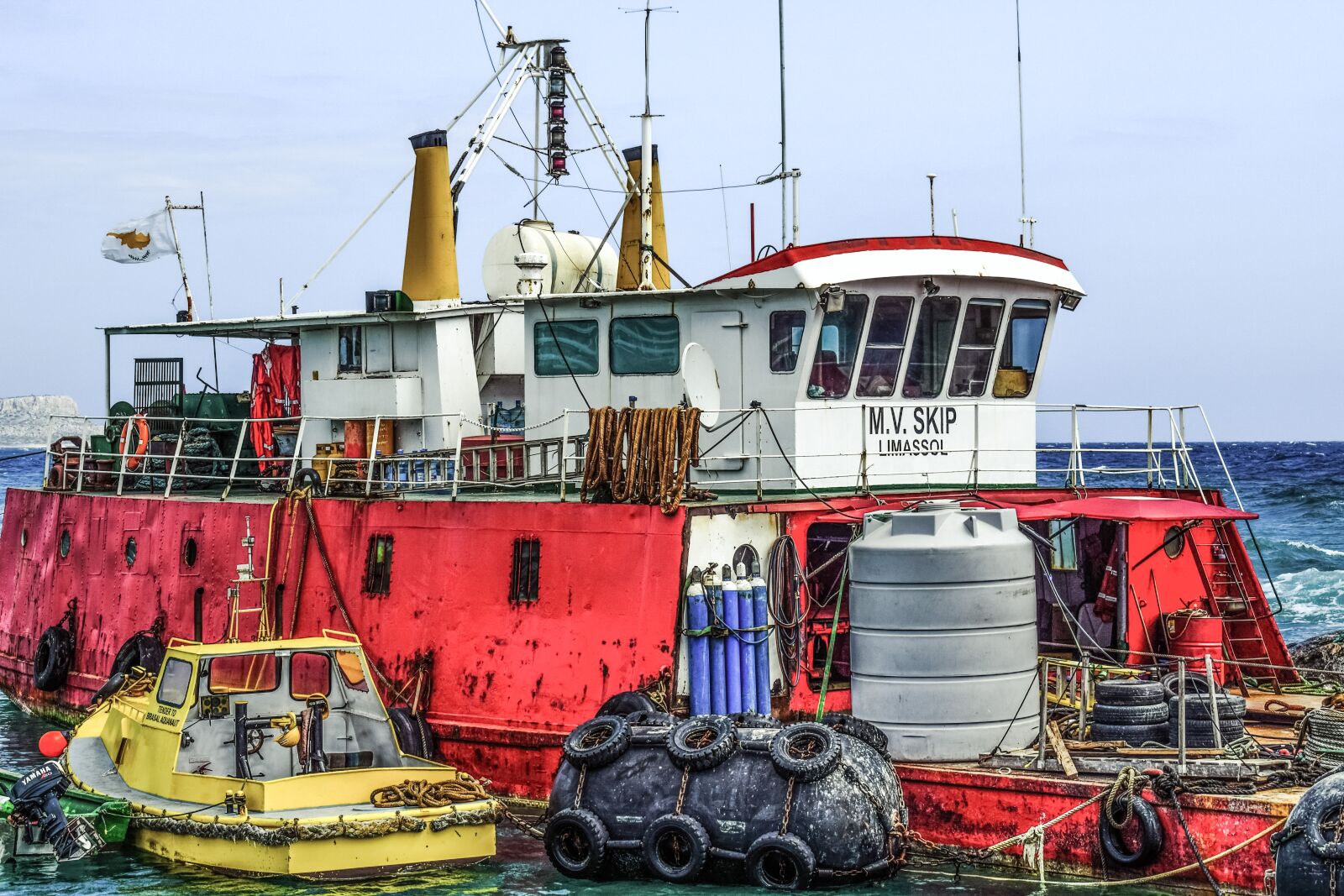 Nikon D3300 sample photo. Barge, vessel, boat photography