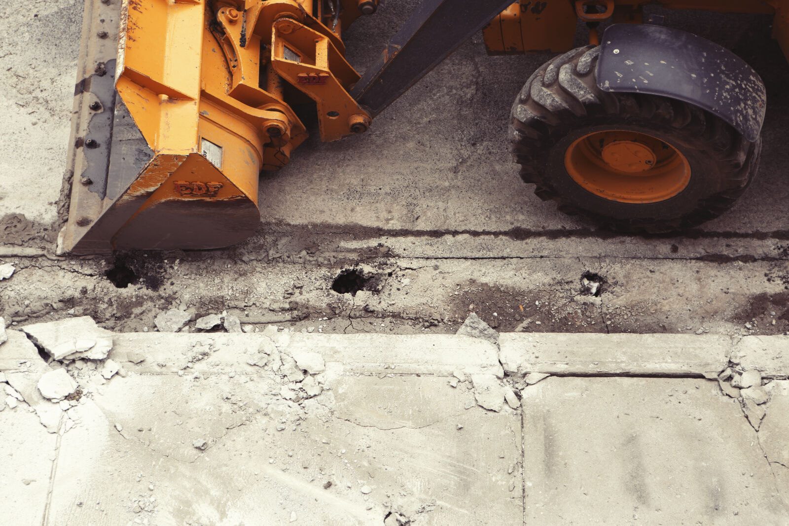 Canon EF 24-70mm F2.8L USM sample photo. Street, building, construction, industry photography