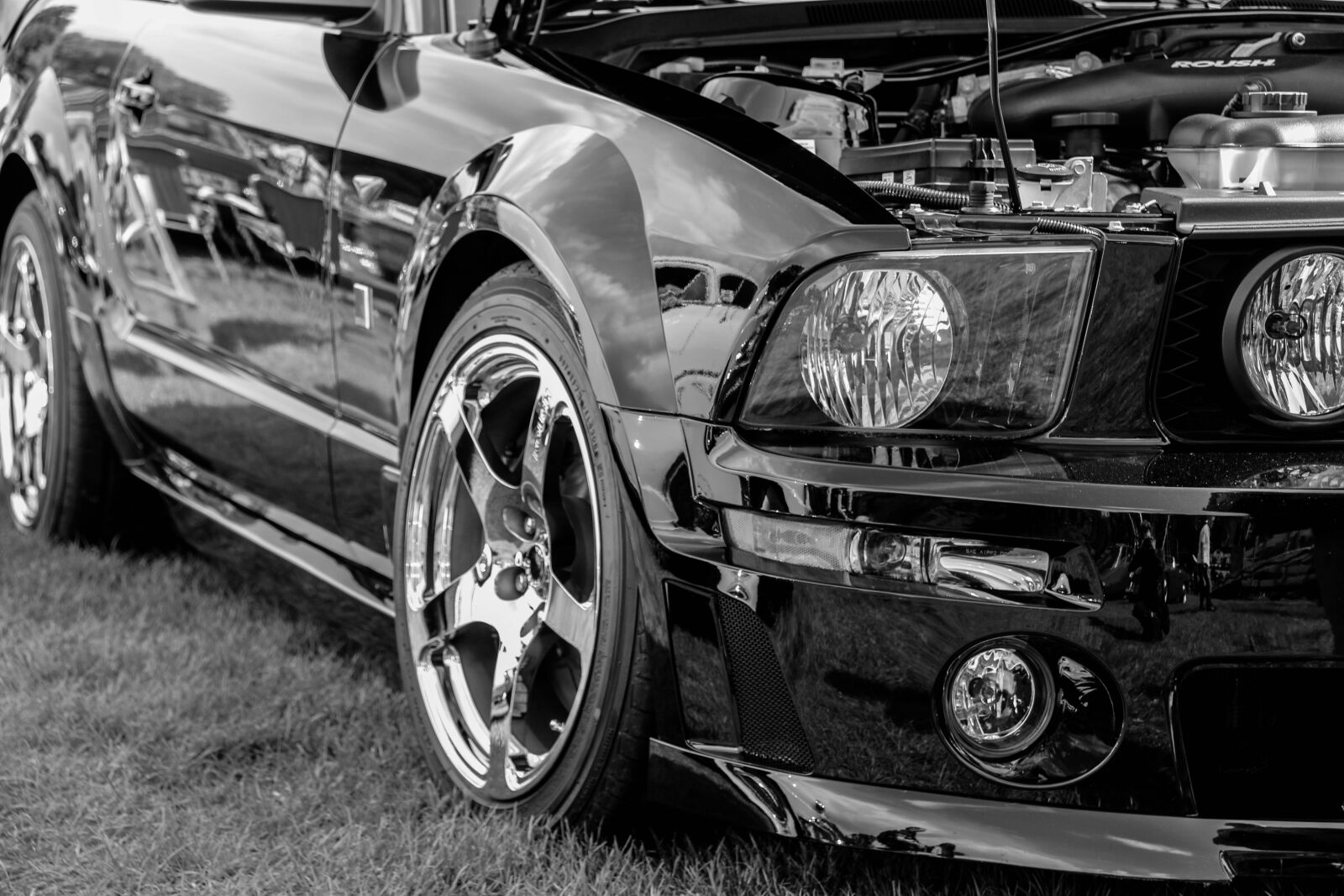 Canon EF-S 18-200mm F3.5-5.6 IS sample photo. Muscle car, fast car photography