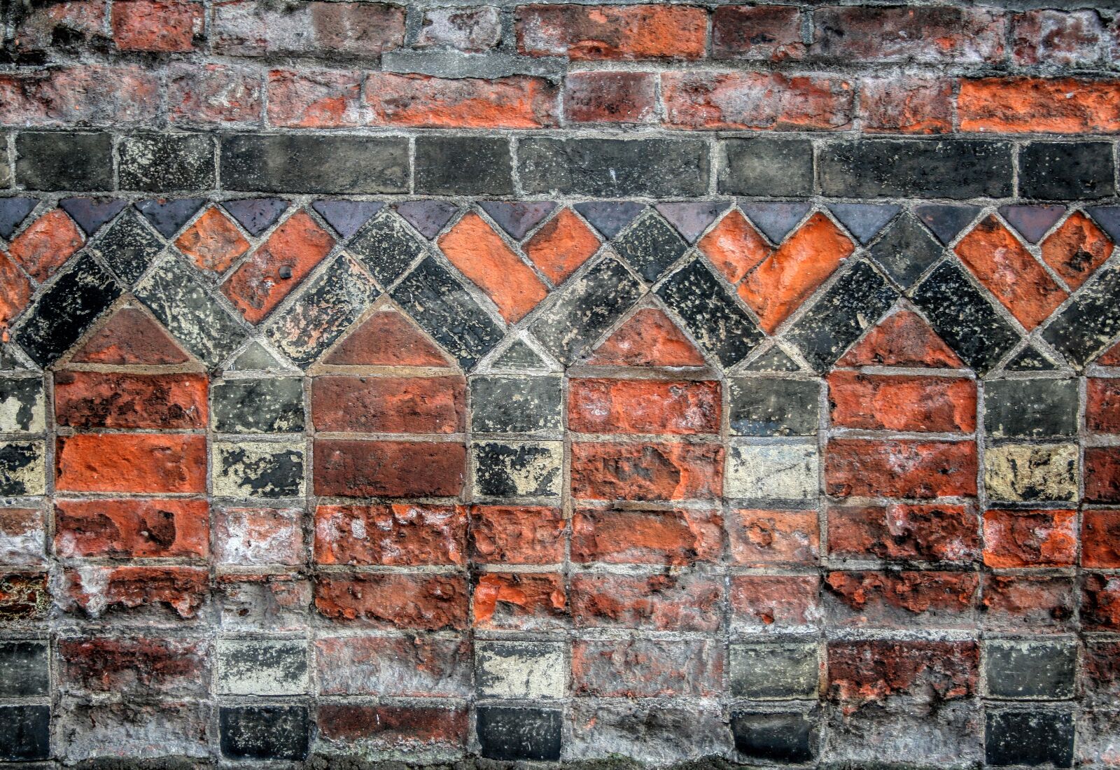 Canon EOS 400D (EOS Digital Rebel XTi / EOS Kiss Digital X) sample photo. Brickwork, wall, pattern photography