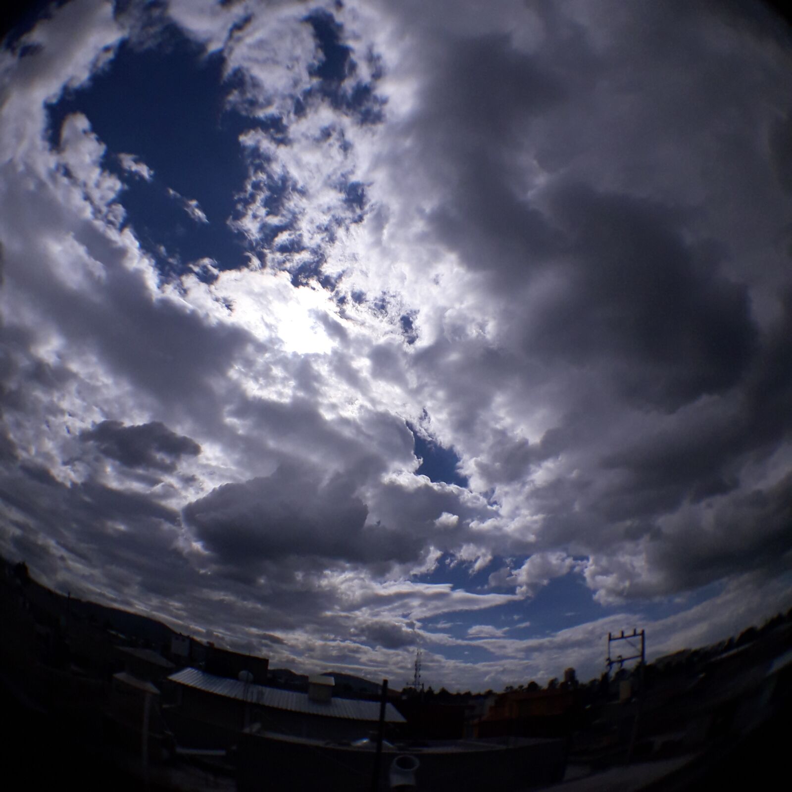 Samsung Galaxy J6 sample photo. Sky, clouds, day photography