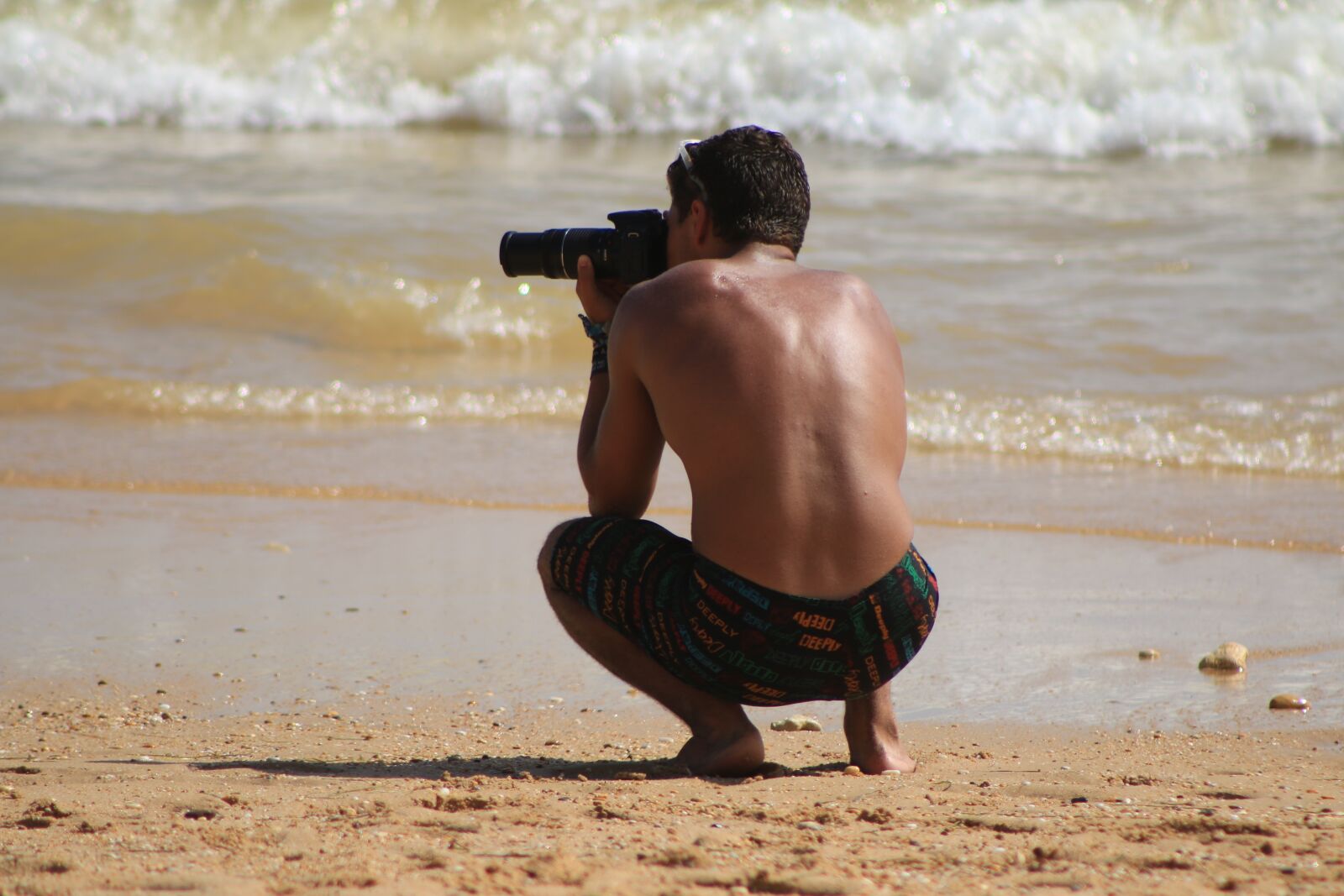 Canon EOS 70D + Canon EF 75-300mm f/4-5.6 USM sample photo. Photographer, beach, photo photography