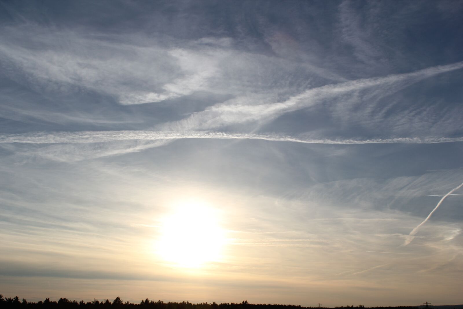 Canon EOS 550D (EOS Rebel T2i / EOS Kiss X4) sample photo. Sunset, sky, clouds photography