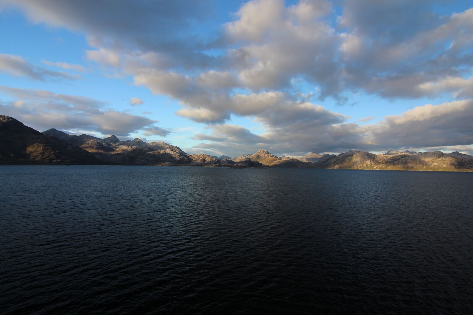 Canon EOS 650D (EOS Rebel T4i / EOS Kiss X6i) sample photo. Patagonia, fjords, cruise photography