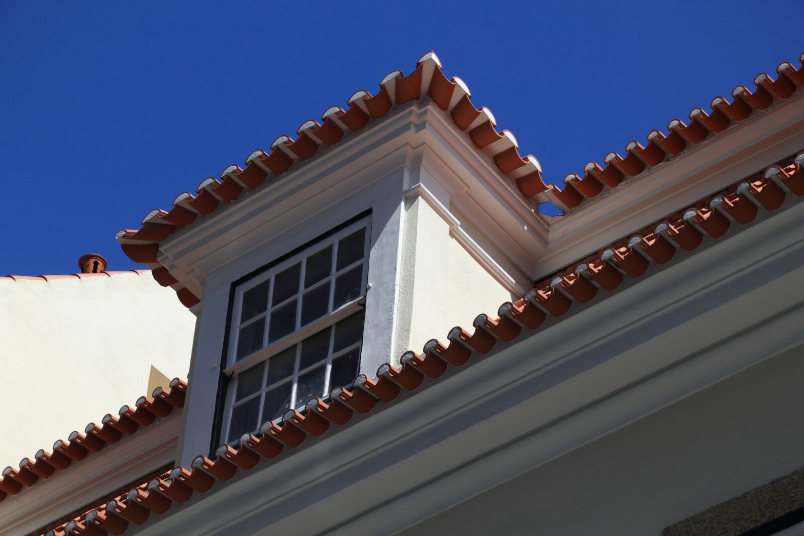 Canon EOS 550D (EOS Rebel T2i / EOS Kiss X4) sample photo. Portugal, lisbon, roof photography
