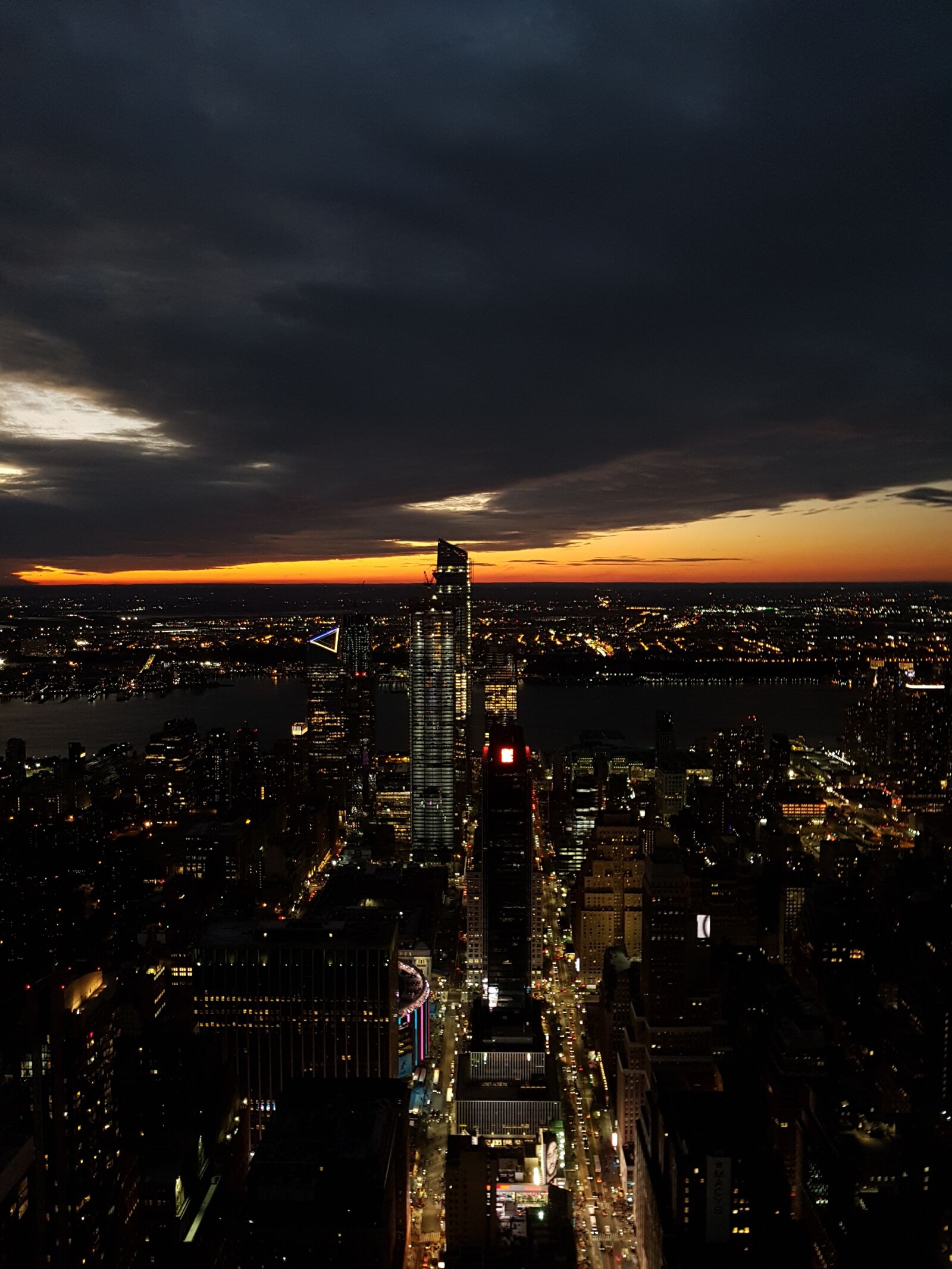 Samsung Galaxy Note Fan Edition sample photo. Night view, new york photography